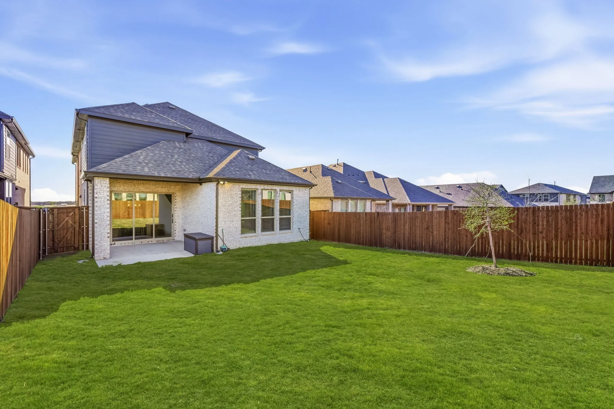 Single Family Residence For Sale in Collin County , 3104 Lake Village Drive, Anna, Texas 75409, 5 Bedroom, 4 Bathroom, 2 Garage spaces, 3,360 Sqft, built in 2024, mls#21314623, Real Estate Agent in Anna, Homes For Sale in Collin county, Homes For Sale in Anna, Realtor in Anna Texas, Real Estate Brokerage Independent Realty Texas, Luminita Cordes Realtor
