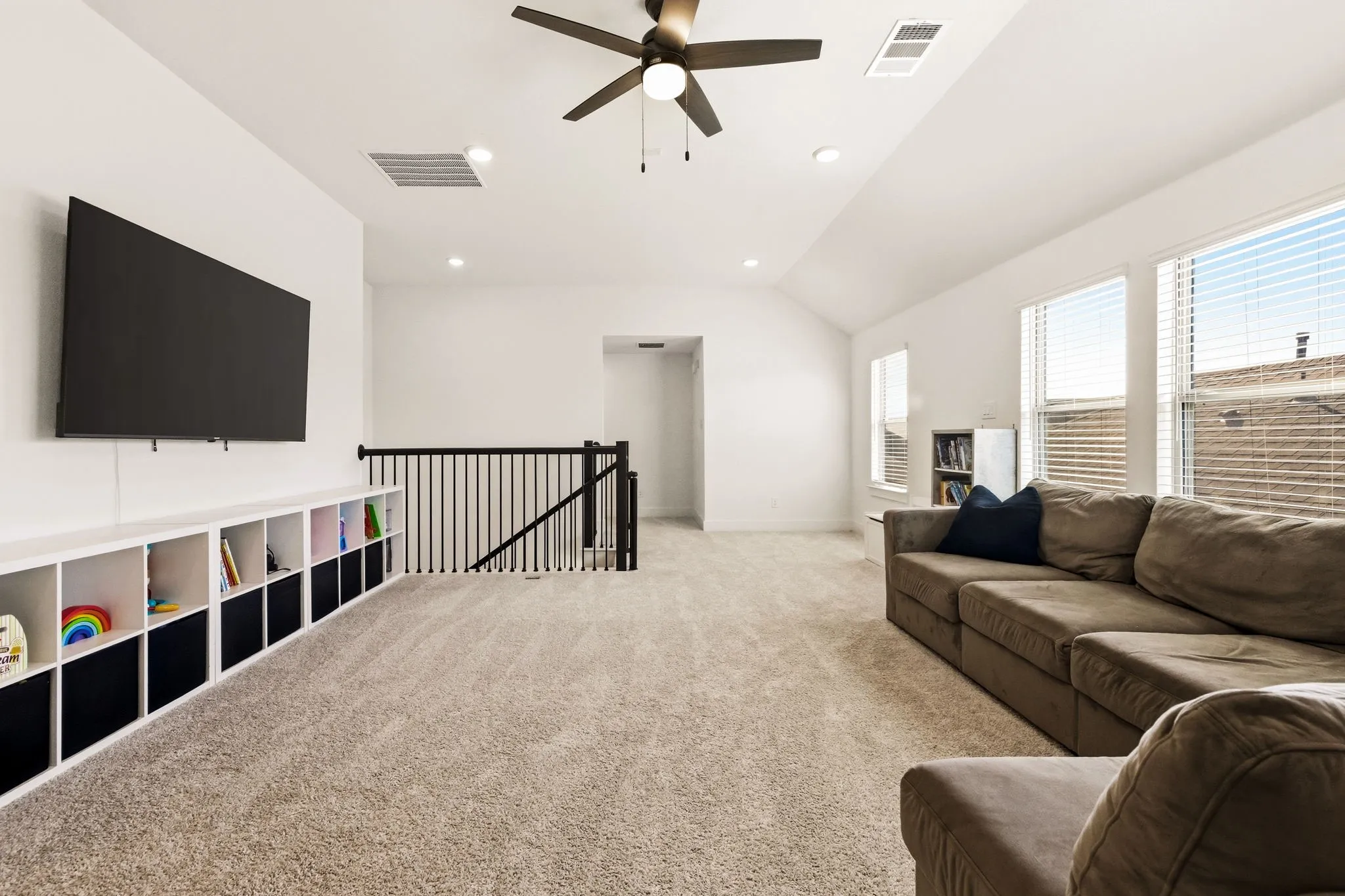 Single Family Residence For Sale in Collin County , 3104 Lake Village Drive, Anna, Texas 75409, 5 Bedroom, 4 Bathroom, 2 Garage spaces, 3,360 Sqft, built in 2024, mls#21314623, Real Estate Agent in Anna, Homes For Sale in Collin county, Homes For Sale in Anna, Realtor in Anna Texas, Real Estate Brokerage Independent Realty Texas, Luminita Cordes Realtor