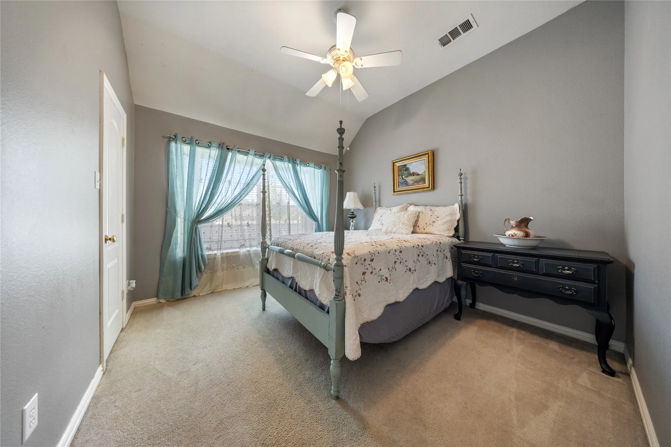 Single Family Residence For Sale in Collin County , 751 Yellowstone Drive, Allen, Texas 75002, 5 Bedroom, 3 Bathroom, 2 Garage spaces, 3,156 Sqft, built in 1998, mls#21311128, Real Estate Agent in Allen, Homes For Sale in Collin county, Homes For Sale in Allen, Realtor in Allen Texas, Real Estate Brokerage Independent Realty Texas, Luminita Cordes Realtor