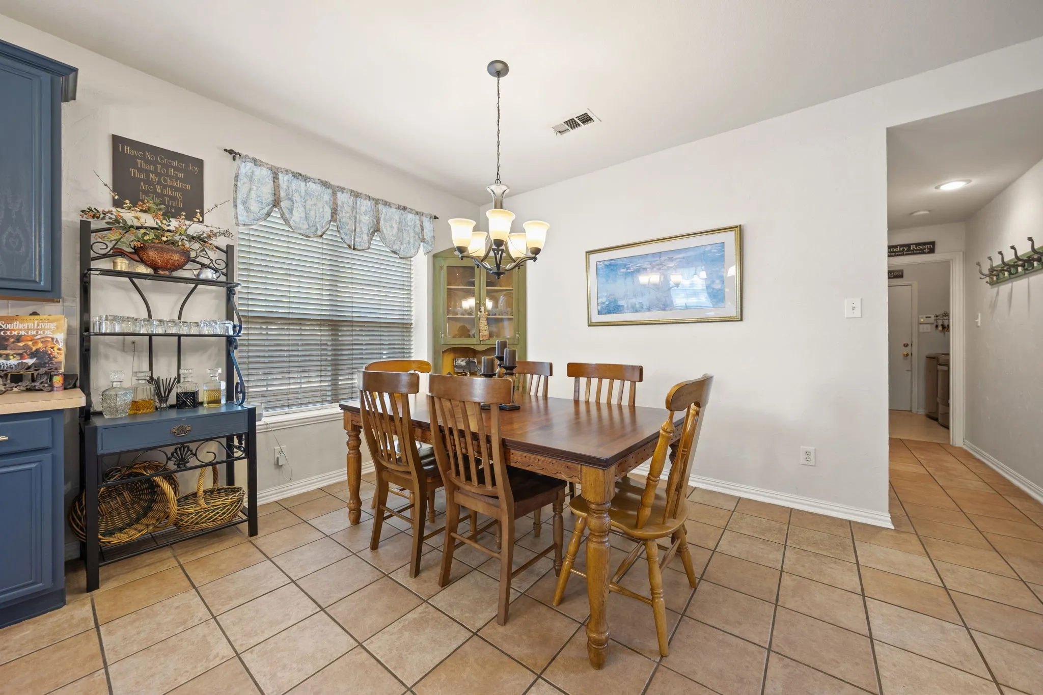 Single Family Residence For Sale in Collin County , 751 Yellowstone Drive, Allen, Texas 75002, 5 Bedroom, 3 Bathroom, 2 Garage spaces, 3,156 Sqft, built in 1998, mls#21311128, Real Estate Agent in Allen, Homes For Sale in Collin county, Homes For Sale in Allen, Realtor in Allen Texas, Real Estate Brokerage Independent Realty Texas, Luminita Cordes Realtor