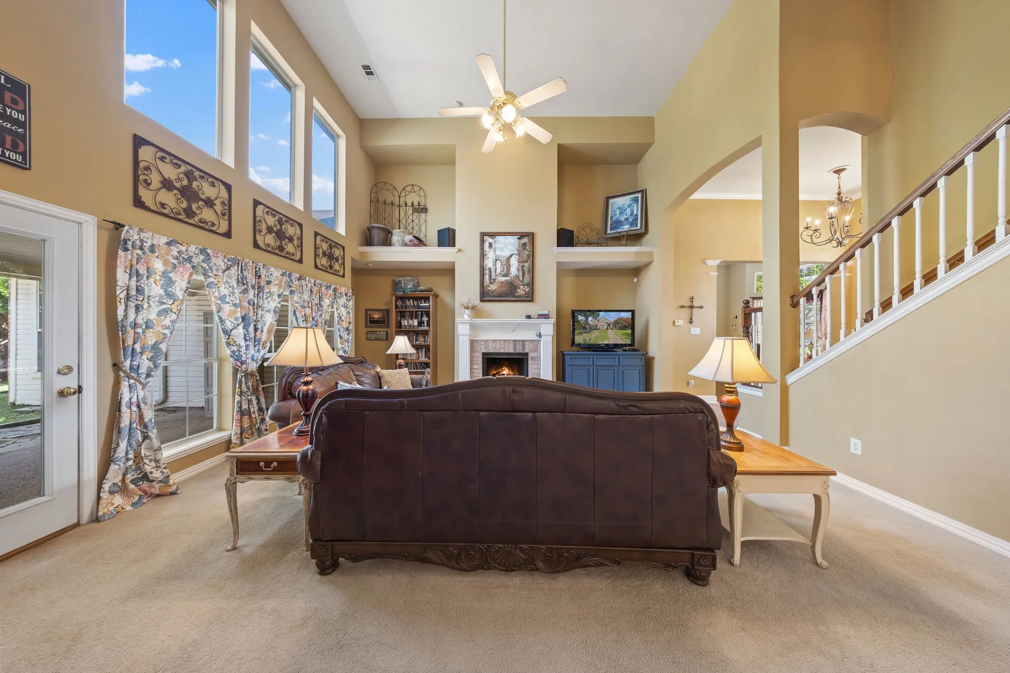 Single Family Residence For Sale in Collin County , 751 Yellowstone Drive, Allen, Texas 75002, 5 Bedroom, 3 Bathroom, 2 Garage spaces, 3,156 Sqft, built in 1998, mls#21311128, Real Estate Agent in Allen, Homes For Sale in Collin county, Homes For Sale in Allen, Realtor in Allen Texas, Real Estate Brokerage Independent Realty Texas, Luminita Cordes Realtor