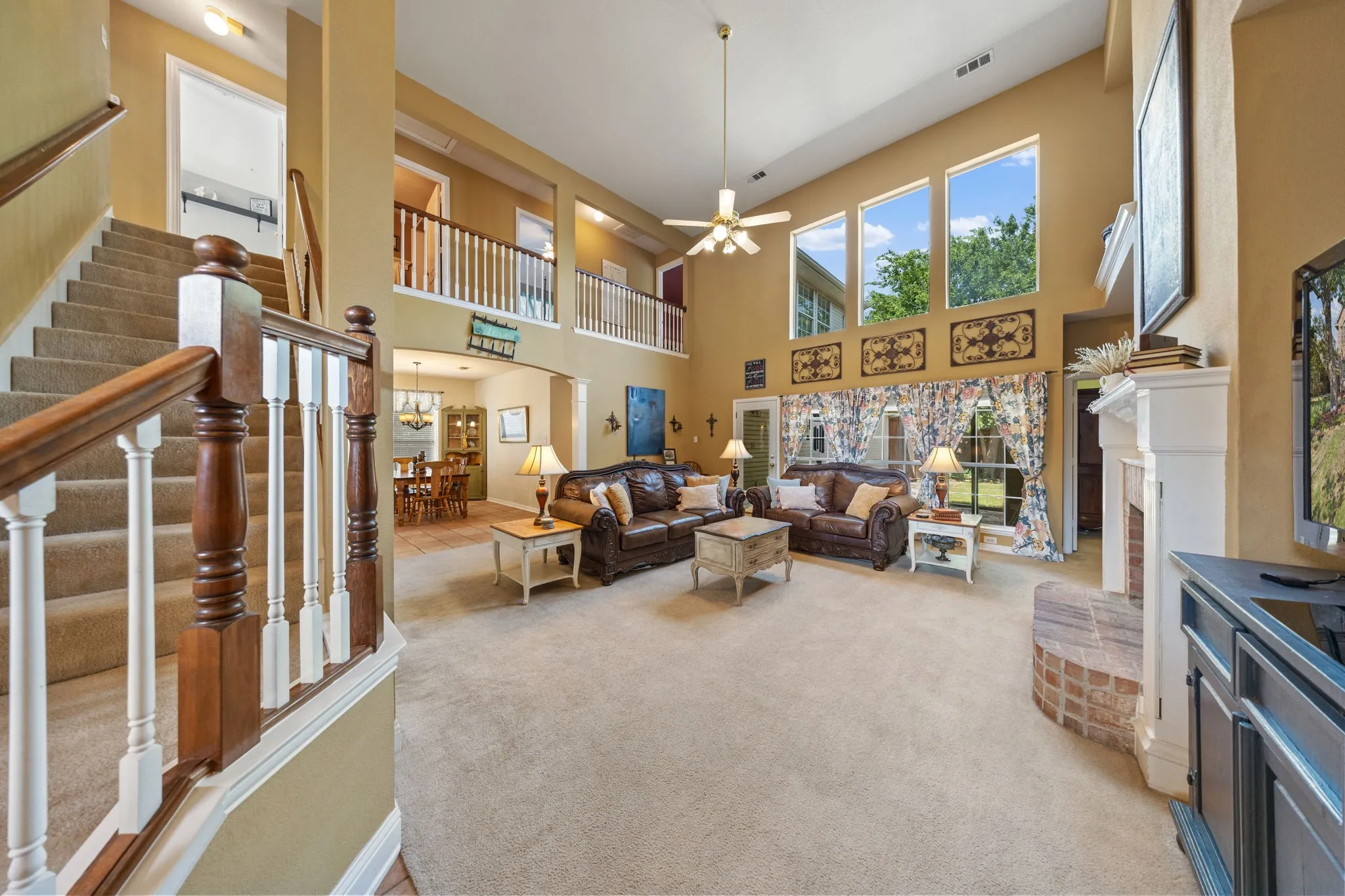 Single Family Residence For Sale in Collin County , 751 Yellowstone Drive, Allen, Texas 75002, 5 Bedroom, 3 Bathroom, 2 Garage spaces, 3,156 Sqft, built in 1998, mls#21311128, Real Estate Agent in Allen, Homes For Sale in Collin county, Homes For Sale in Allen, Realtor in Allen Texas, Real Estate Brokerage Independent Realty Texas, Luminita Cordes Realtor