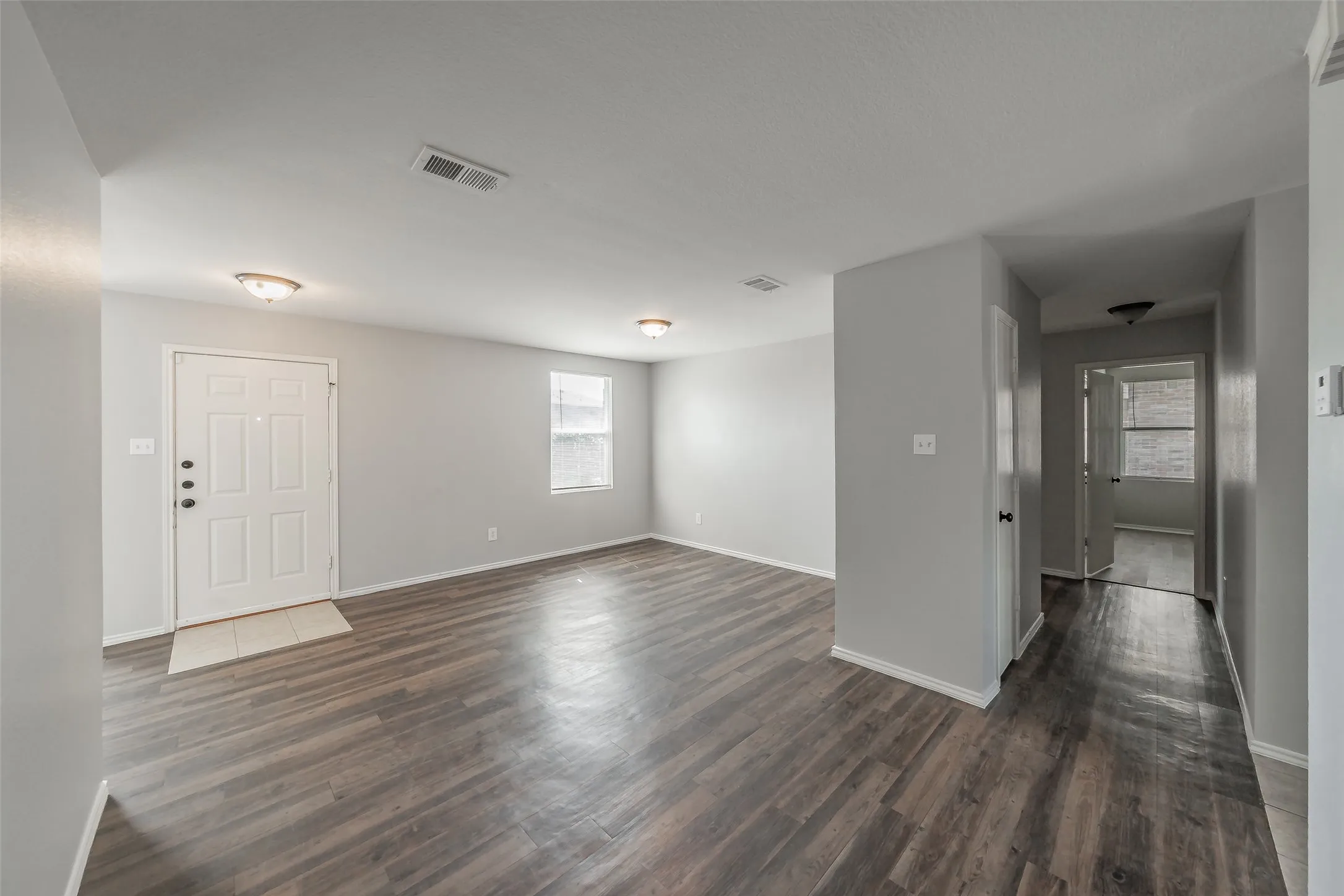 Single Family Residence For Sale in Dallas County , 3015 Goldenrod Drive, Lancaster, Texas 75134, 3 Bedroom, 2 Bathroom, 2 Garage spaces, 1,974 Sqft, built in 2006, mls#21314613, Real Estate Agent in Lancaster, Homes For Sale in Dallas county, Homes For Sale in Lancaster, Realtor in Lancaster Texas, Real Estate Brokerage Independent Realty Texas, Luminita Cordes Realtor