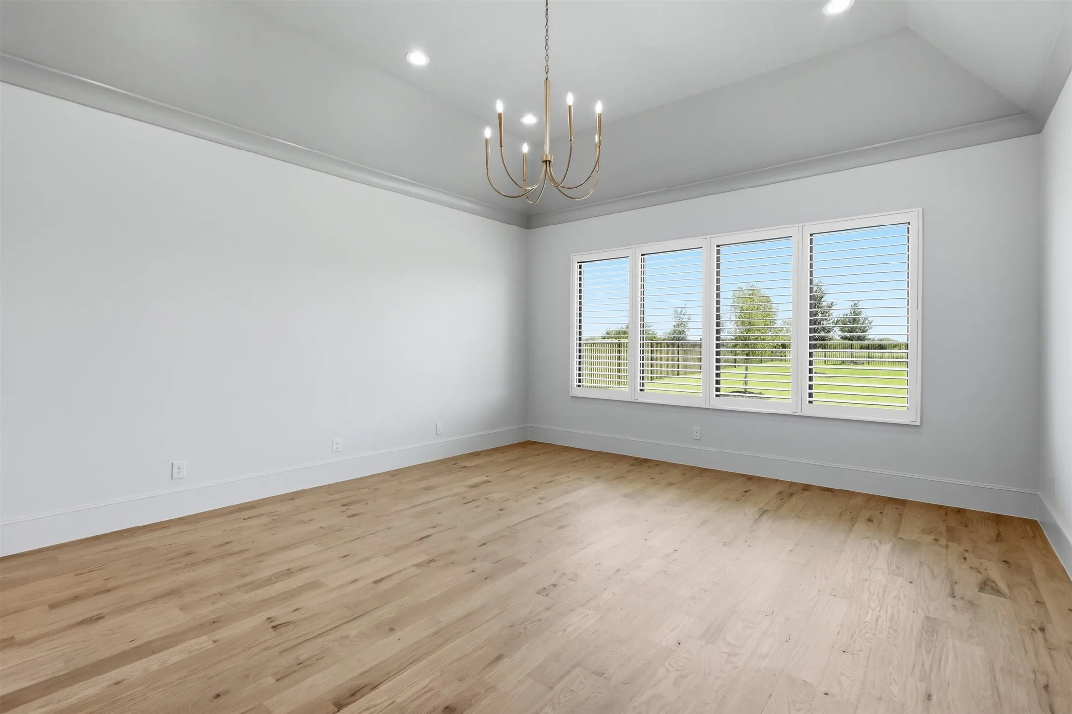 Single Family Residence For Sale in Denton County , 3500 Fairway Drive, Denton, Texas 76226, 4 Bedroom, 5 Bathroom, 3 Garage spaces, 5,359 Sqft, built in 2024, mls#21313536, Real Estate Agent in Denton, Homes For Sale in Denton county, Homes For Sale in Denton, Realtor in Denton Texas, Real Estate Brokerage Independent Realty Texas, Luminita Cordes Realtor