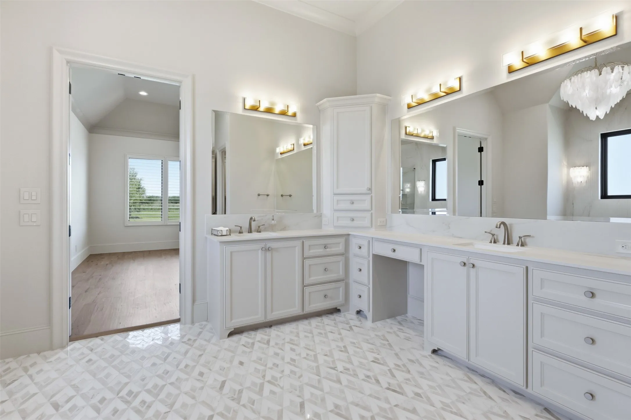 Single Family Residence For Sale in Denton County , 3500 Fairway Drive, Denton, Texas 76226, 4 Bedroom, 5 Bathroom, 3 Garage spaces, 5,359 Sqft, built in 2024, mls#21313536, Real Estate Agent in Denton, Homes For Sale in Denton county, Homes For Sale in Denton, Realtor in Denton Texas, Real Estate Brokerage Independent Realty Texas, Luminita Cordes Realtor