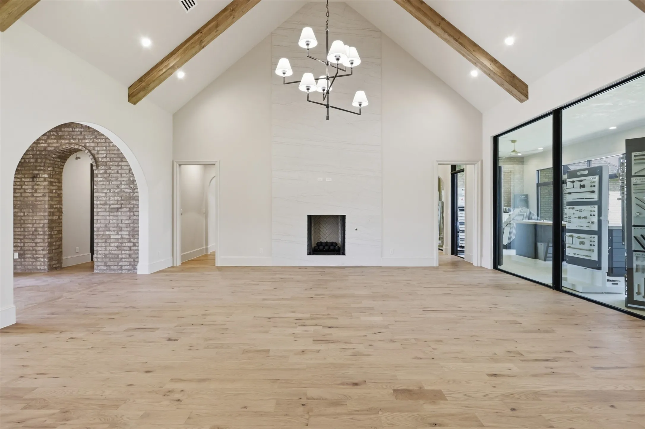 Single Family Residence For Sale in Denton County , 3500 Fairway Drive, Denton, Texas 76226, 4 Bedroom, 5 Bathroom, 3 Garage spaces, 5,359 Sqft, built in 2024, mls#21313536, Real Estate Agent in Denton, Homes For Sale in Denton county, Homes For Sale in Denton, Realtor in Denton Texas, Real Estate Brokerage Independent Realty Texas, Luminita Cordes Realtor