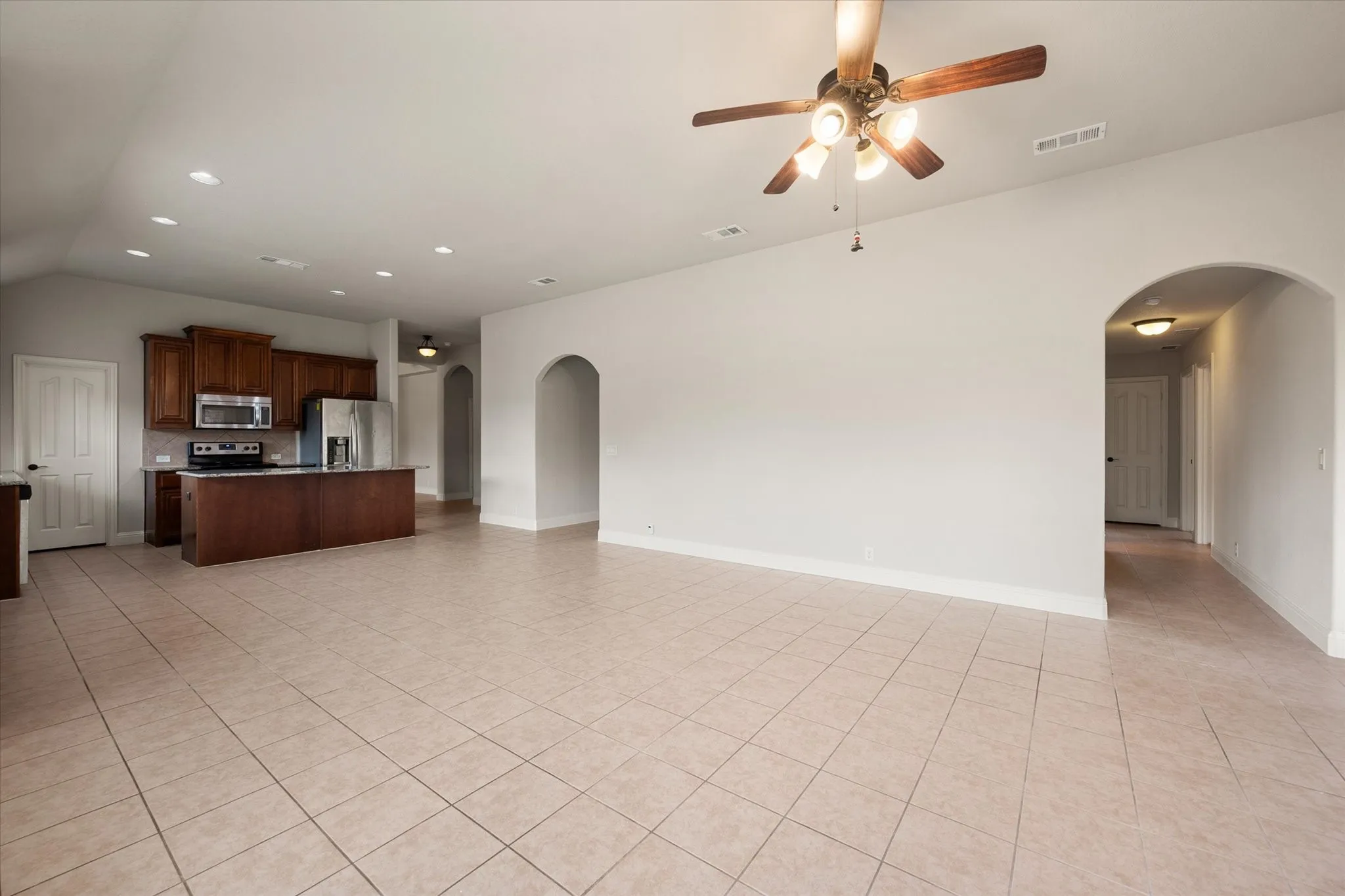Expansive open living concept
