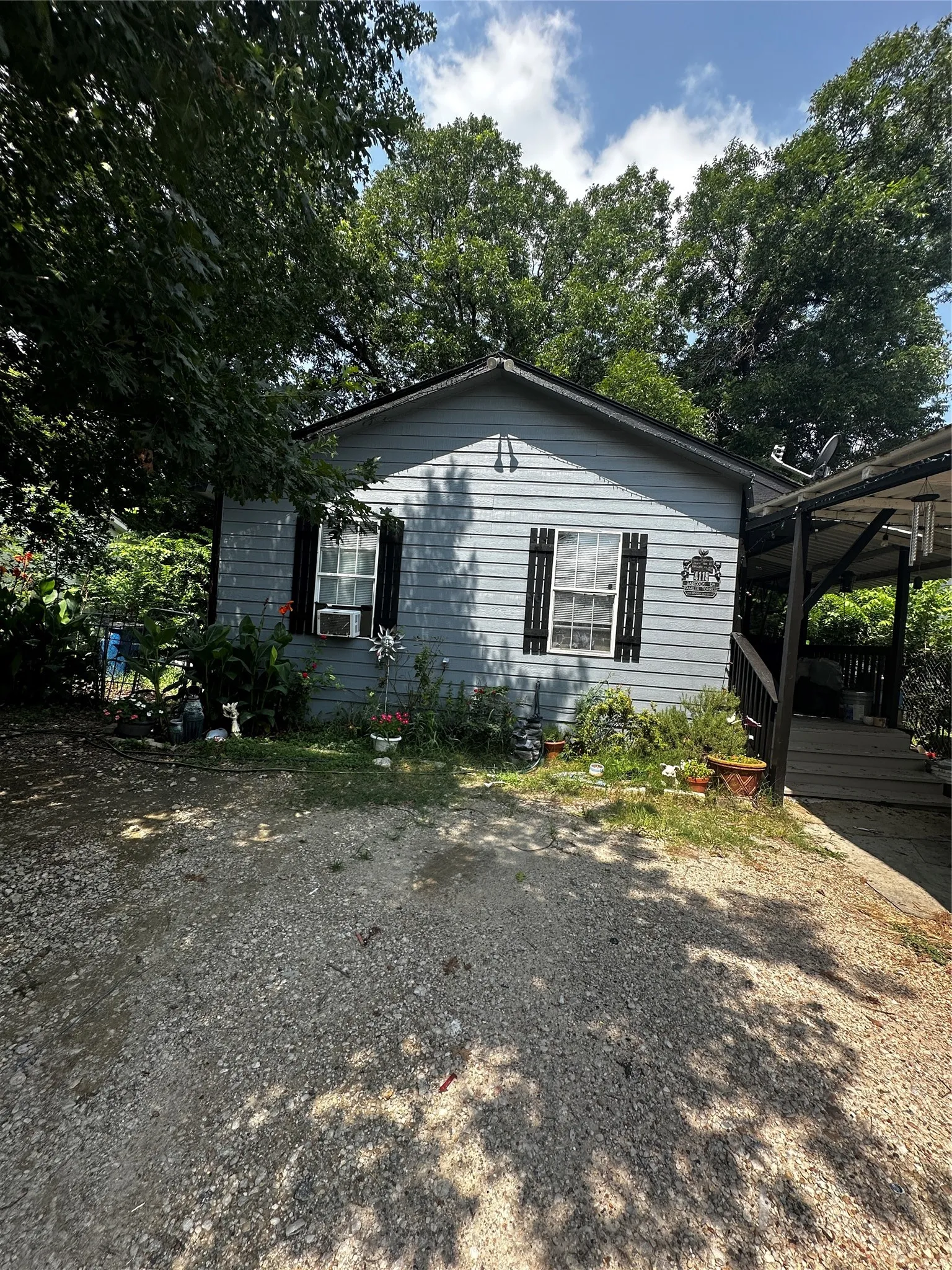 Front vire of the home