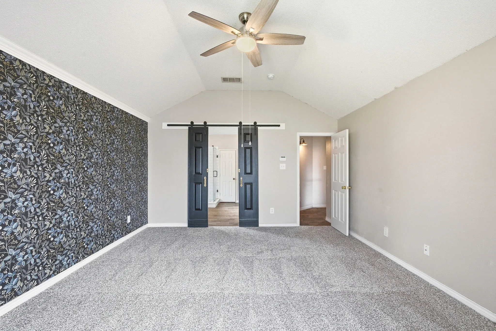 Single Family Residence For Sale in Collin County , 420 Brookwood Drive, Murphy, Texas 75094, 4 Bedroom, 3 Bathroom, 2 Garage spaces, 2,668 Sqft, built in 2001, mls#21312410, Real Estate Agent in Murphy, Homes For Sale in Collin county, Homes For Sale in Murphy, Realtor in Murphy Texas, Real Estate Brokerage Independent Realty Texas, Luminita Cordes Realtor