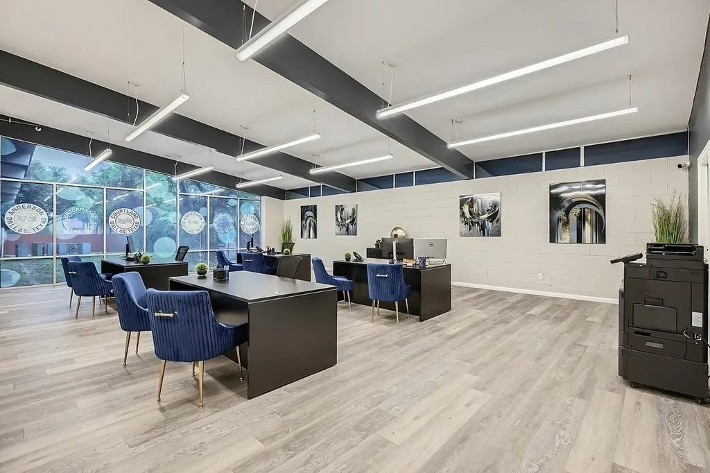 Summer Special: Move in by July 31st and receive a $150 Visa GiftCard on us! Apply and get accepted in the same day and we'll waive the $200 Administrative Fee!