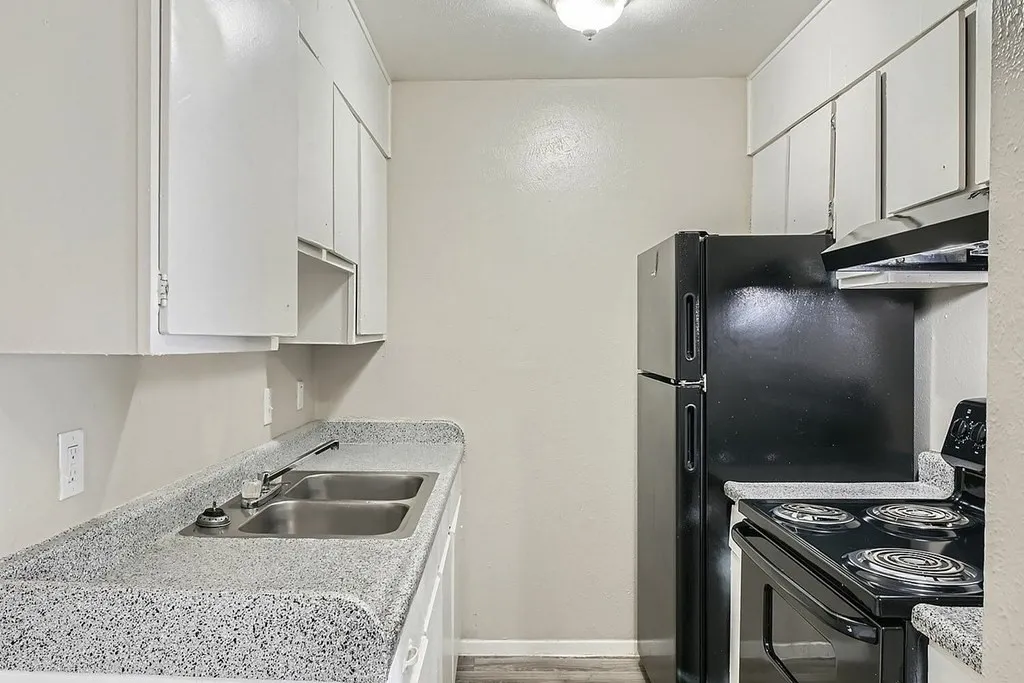 Summer Special: Move in by July 31st and receive a $150 Visa GiftCard on us! Apply and get accepted in the same day and we'll waive the $200 Administrative Fee!