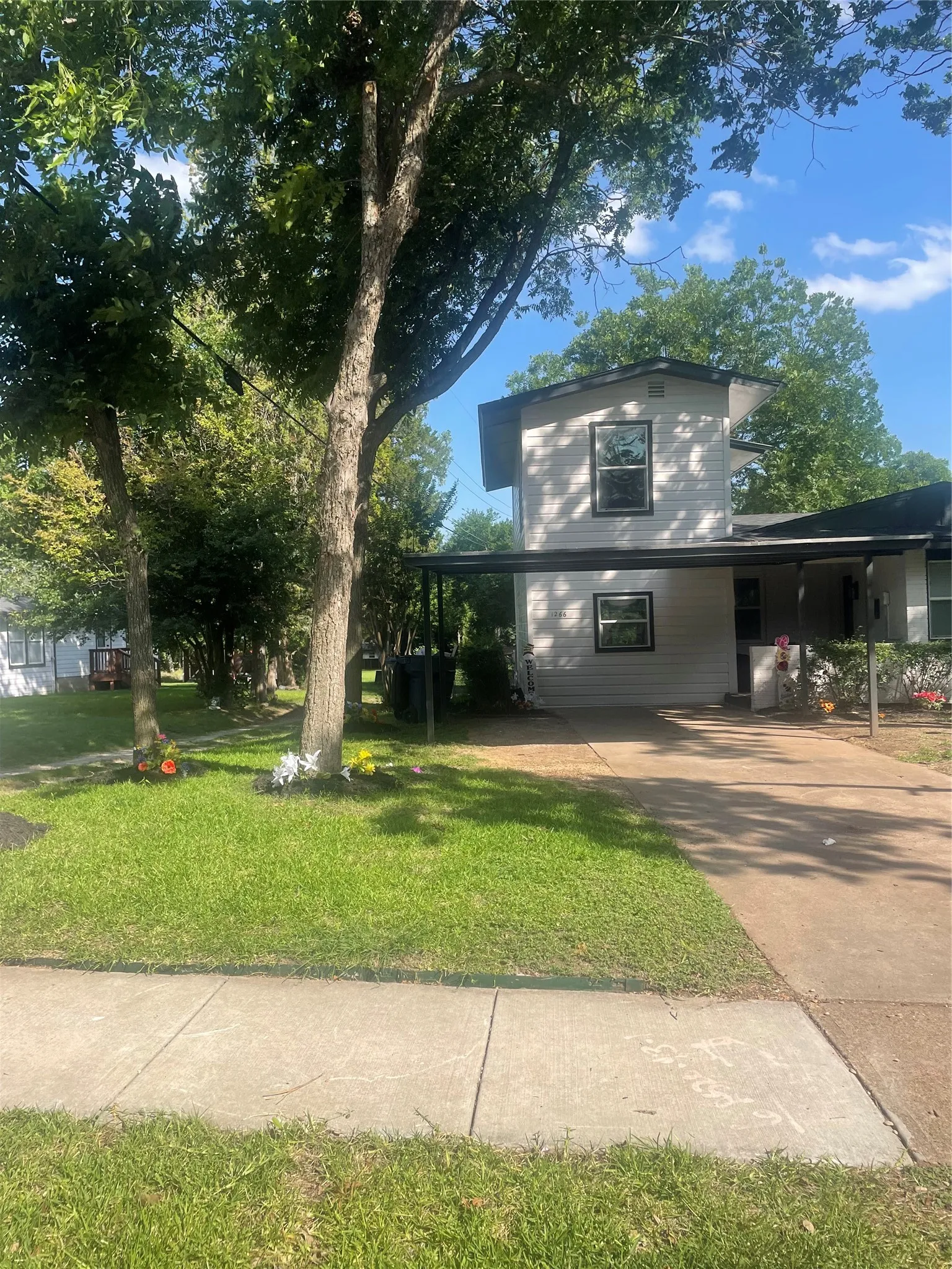 Single Family Residence For Sale in Dallas County , 1266 Hortense Avenue, Dallas, Texas 75216, 4 Bedroom, 2 Bathroom, Garage spaces, 1,782 Sqft, built in 1954, mls#21314680, Real Estate Agent in Dallas, Homes For Sale in Dallas county, Homes For Sale in Dallas, Realtor in Dallas Texas, Real Estate Brokerage Independent Realty Texas, Luminita Cordes Realtor