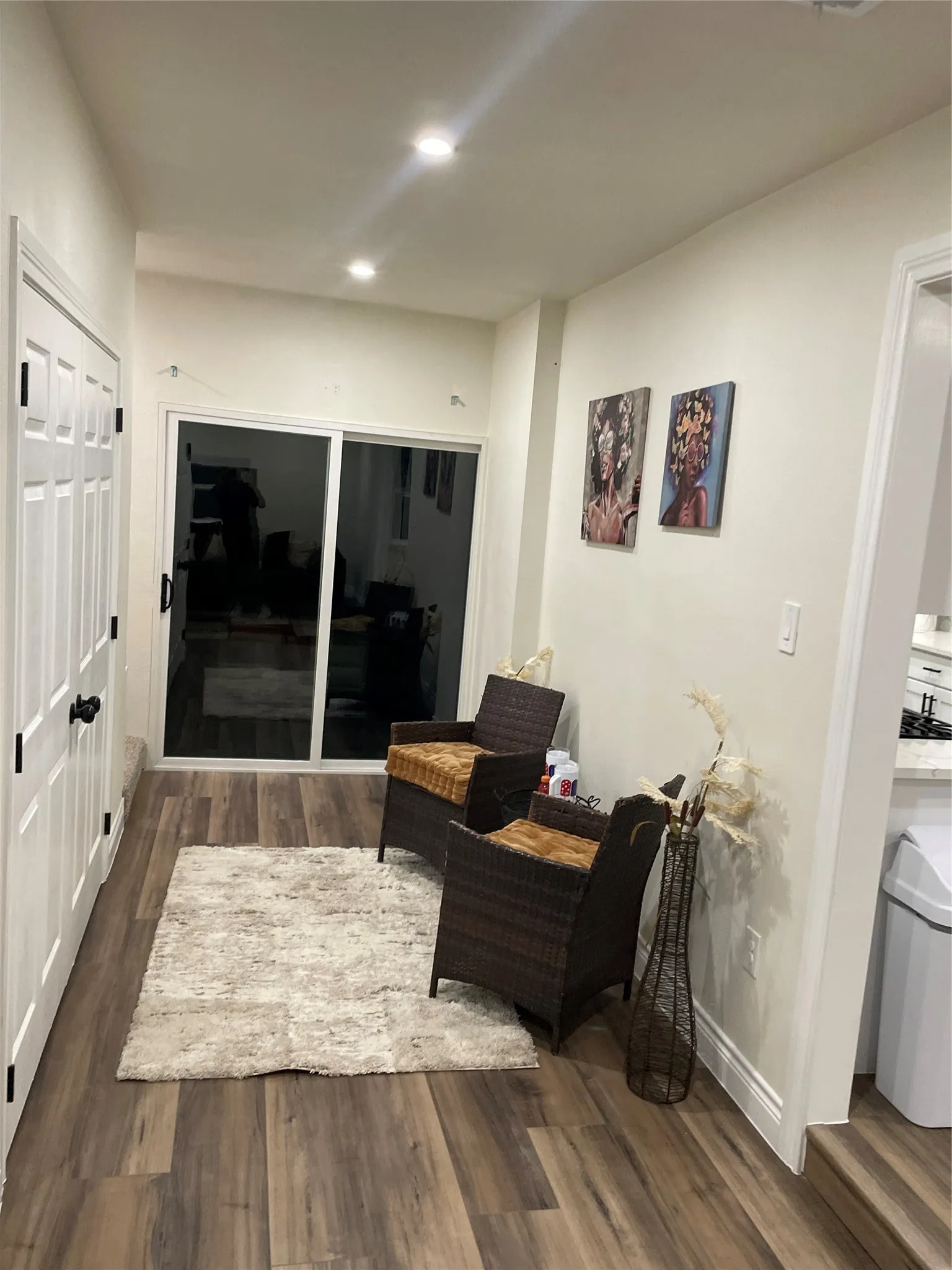 Single Family Residence For Sale in Dallas County , 1266 Hortense Avenue, Dallas, Texas 75216, 4 Bedroom, 2 Bathroom, Garage spaces, 1,782 Sqft, built in 1954, mls#21314680, Real Estate Agent in Dallas, Homes For Sale in Dallas county, Homes For Sale in Dallas, Realtor in Dallas Texas, Real Estate Brokerage Independent Realty Texas, Luminita Cordes Realtor