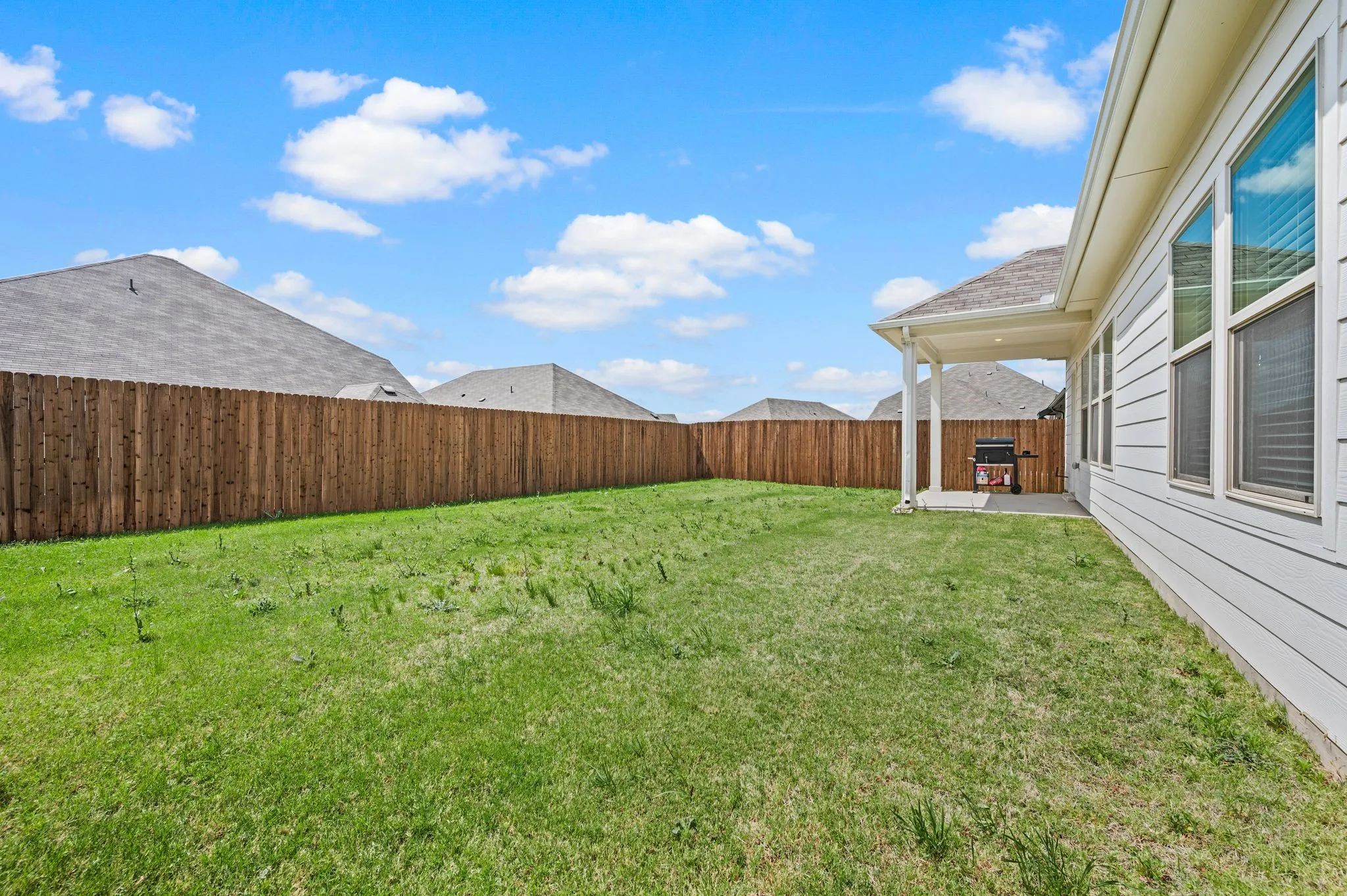 Single Family Residence For Sale in Tarrant County , 6429 Hidden Flower Way, Fort Worth, Texas 76036, 5 Bedroom, 3 Bathroom, 2 Garage spaces, 3,052 Sqft, built in 2024, mls#21314098, Real Estate Agent in Fort Worth, Homes For Sale in Tarrant county, Homes For Sale in Fort Worth, Realtor in Fort Worth Texas, Real Estate Brokerage Independent Realty Texas, Luminita Cordes Realtor