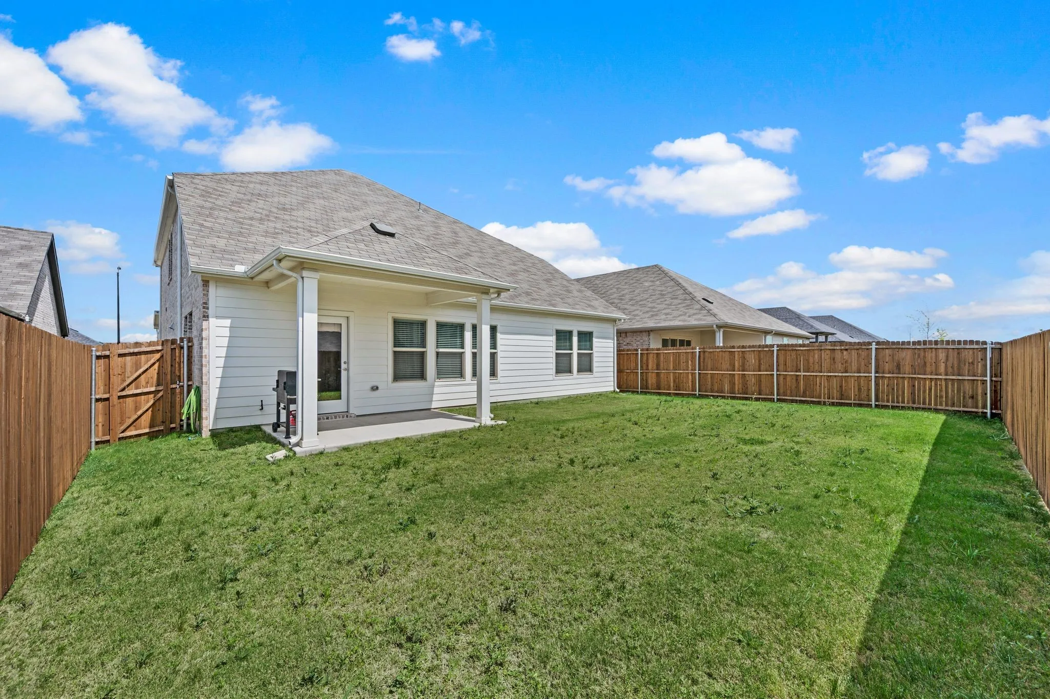 Single Family Residence For Sale in Tarrant County , 6429 Hidden Flower Way, Fort Worth, Texas 76036, 5 Bedroom, 3 Bathroom, 2 Garage spaces, 3,052 Sqft, built in 2024, mls#21314098, Real Estate Agent in Fort Worth, Homes For Sale in Tarrant county, Homes For Sale in Fort Worth, Realtor in Fort Worth Texas, Real Estate Brokerage Independent Realty Texas, Luminita Cordes Realtor