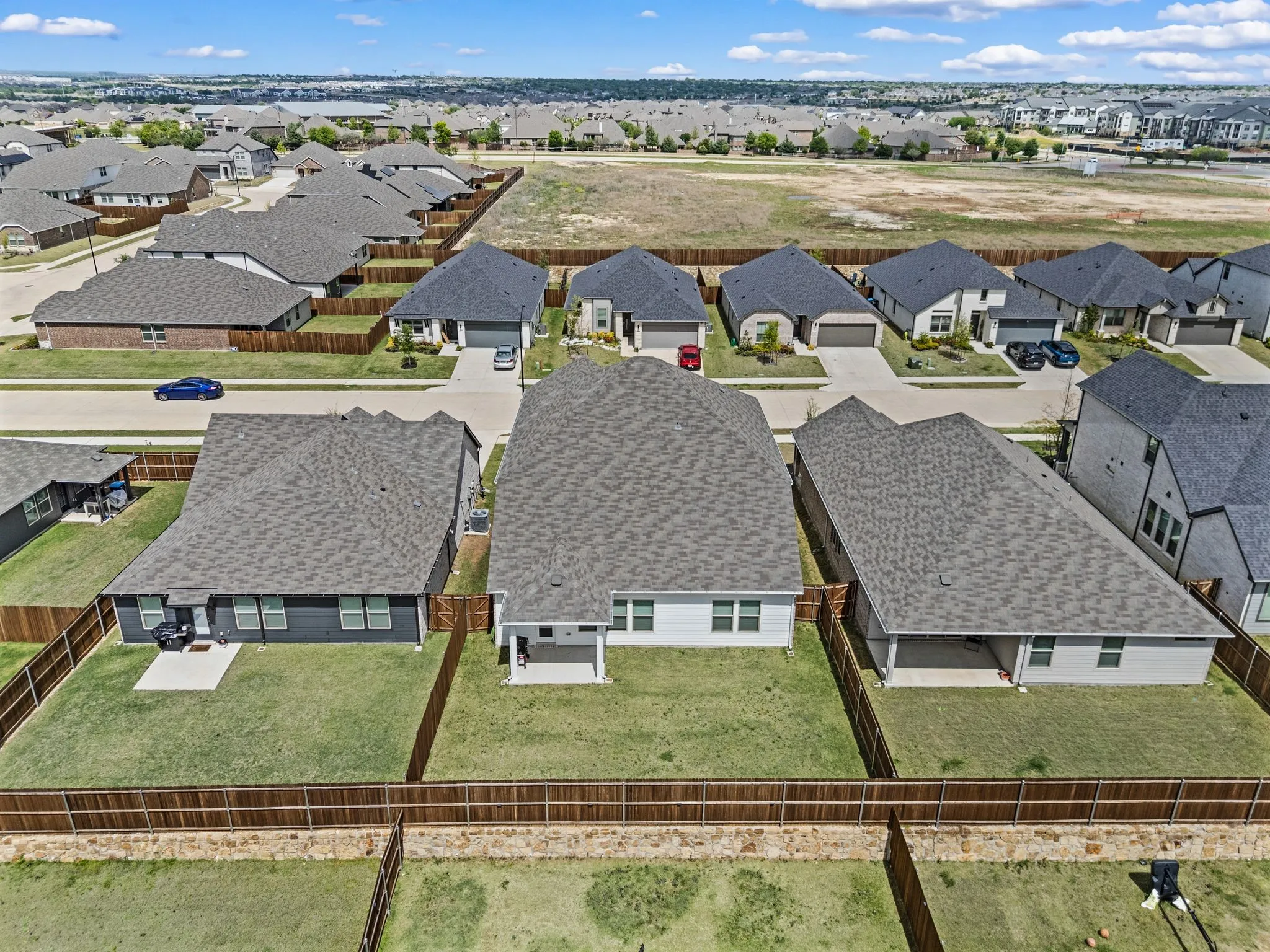 Single Family Residence For Sale in Tarrant County , 6429 Hidden Flower Way, Fort Worth, Texas 76036, 5 Bedroom, 3 Bathroom, 2 Garage spaces, 3,052 Sqft, built in 2024, mls#21314098, Real Estate Agent in Fort Worth, Homes For Sale in Tarrant county, Homes For Sale in Fort Worth, Realtor in Fort Worth Texas, Real Estate Brokerage Independent Realty Texas, Luminita Cordes Realtor