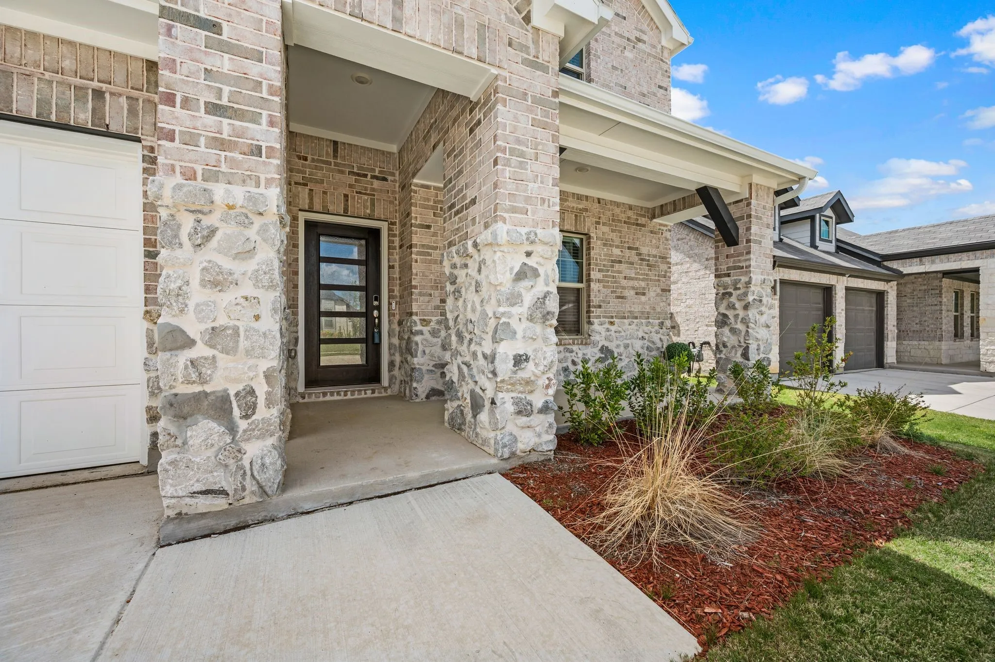 Single Family Residence For Sale in Tarrant County , 6429 Hidden Flower Way, Fort Worth, Texas 76036, 5 Bedroom, 3 Bathroom, 2 Garage spaces, 3,052 Sqft, built in 2024, mls#21314098, Real Estate Agent in Fort Worth, Homes For Sale in Tarrant county, Homes For Sale in Fort Worth, Realtor in Fort Worth Texas, Real Estate Brokerage Independent Realty Texas, Luminita Cordes Realtor