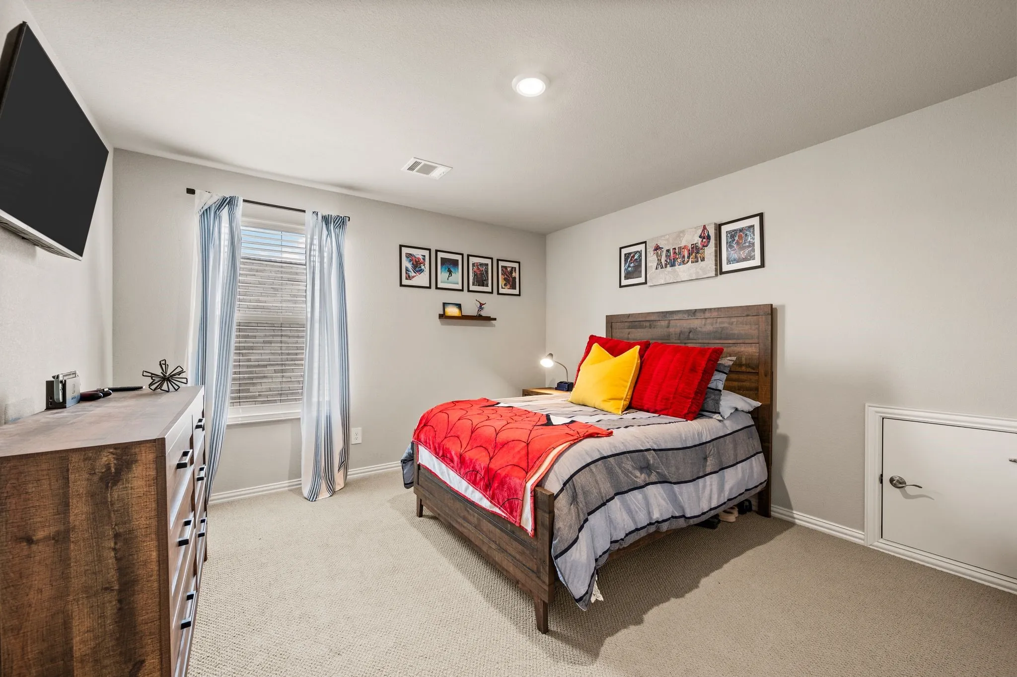 Single Family Residence For Sale in Tarrant County , 6429 Hidden Flower Way, Fort Worth, Texas 76036, 5 Bedroom, 3 Bathroom, 2 Garage spaces, 3,052 Sqft, built in 2024, mls#21314098, Real Estate Agent in Fort Worth, Homes For Sale in Tarrant county, Homes For Sale in Fort Worth, Realtor in Fort Worth Texas, Real Estate Brokerage Independent Realty Texas, Luminita Cordes Realtor