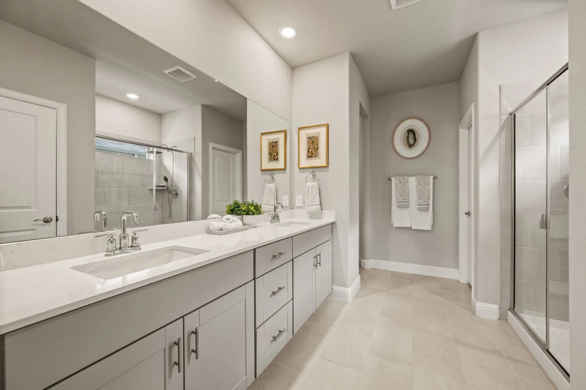 Single Family Residence For Sale in Tarrant County , 6429 Hidden Flower Way, Fort Worth, Texas 76036, 5 Bedroom, 3 Bathroom, 2 Garage spaces, 3,052 Sqft, built in 2024, mls#21314098, Real Estate Agent in Fort Worth, Homes For Sale in Tarrant county, Homes For Sale in Fort Worth, Realtor in Fort Worth Texas, Real Estate Brokerage Independent Realty Texas, Luminita Cordes Realtor