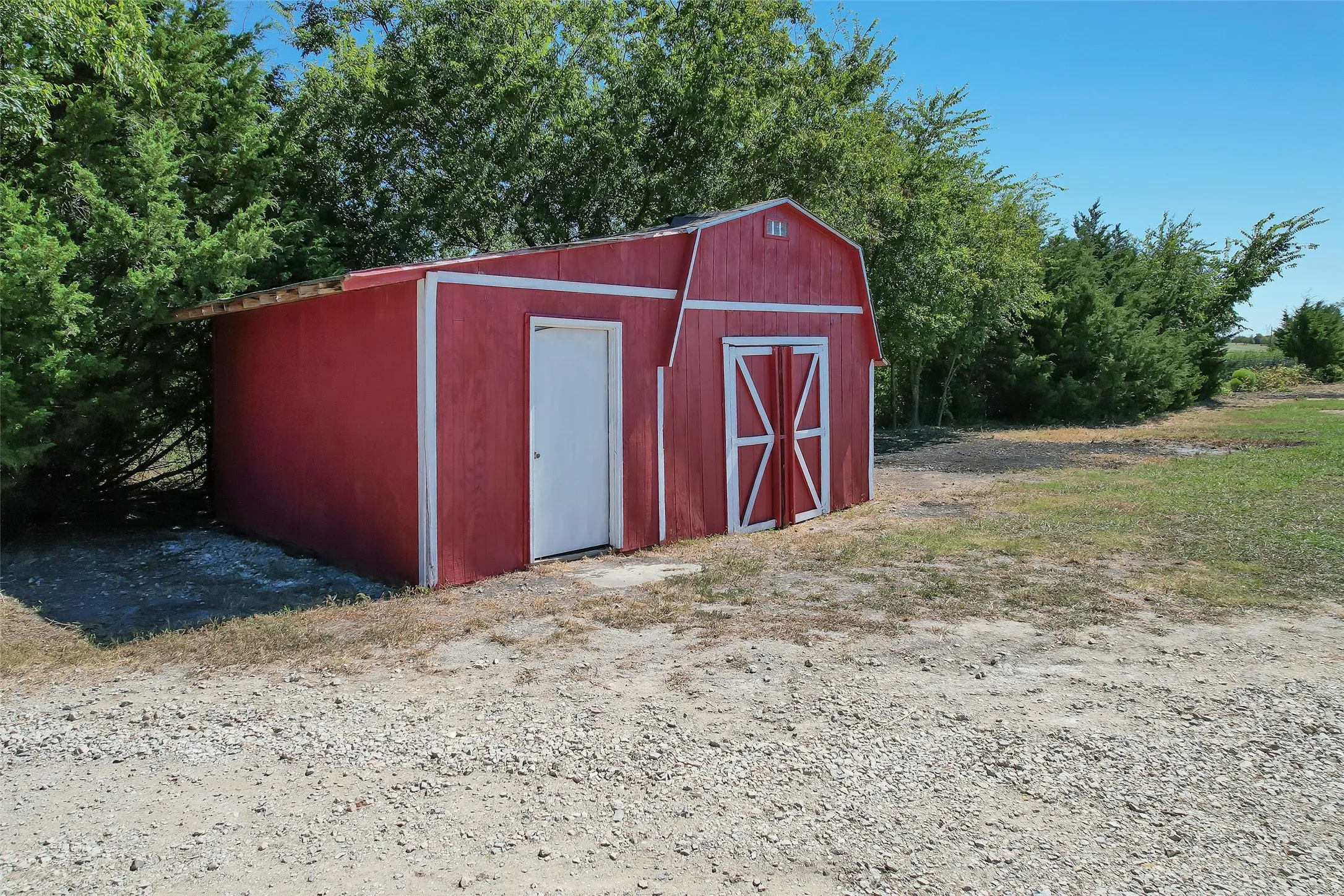 Manufactured Home For Rent in Collin County , 6477 County Road 179, Celina, Texas 75009, 4 Bedroom, 3 Bathroom, Garage spaces, 2,374 Sqft, built in 2001, mls#21314655, Real Estate Agent in Celina, Homes For Rent in Collin county, Homes For Rent in Celina, Realtor in Celina Texas, Real Estate Brokerage Independent Realty Texas, Luminita Cordes Realtor