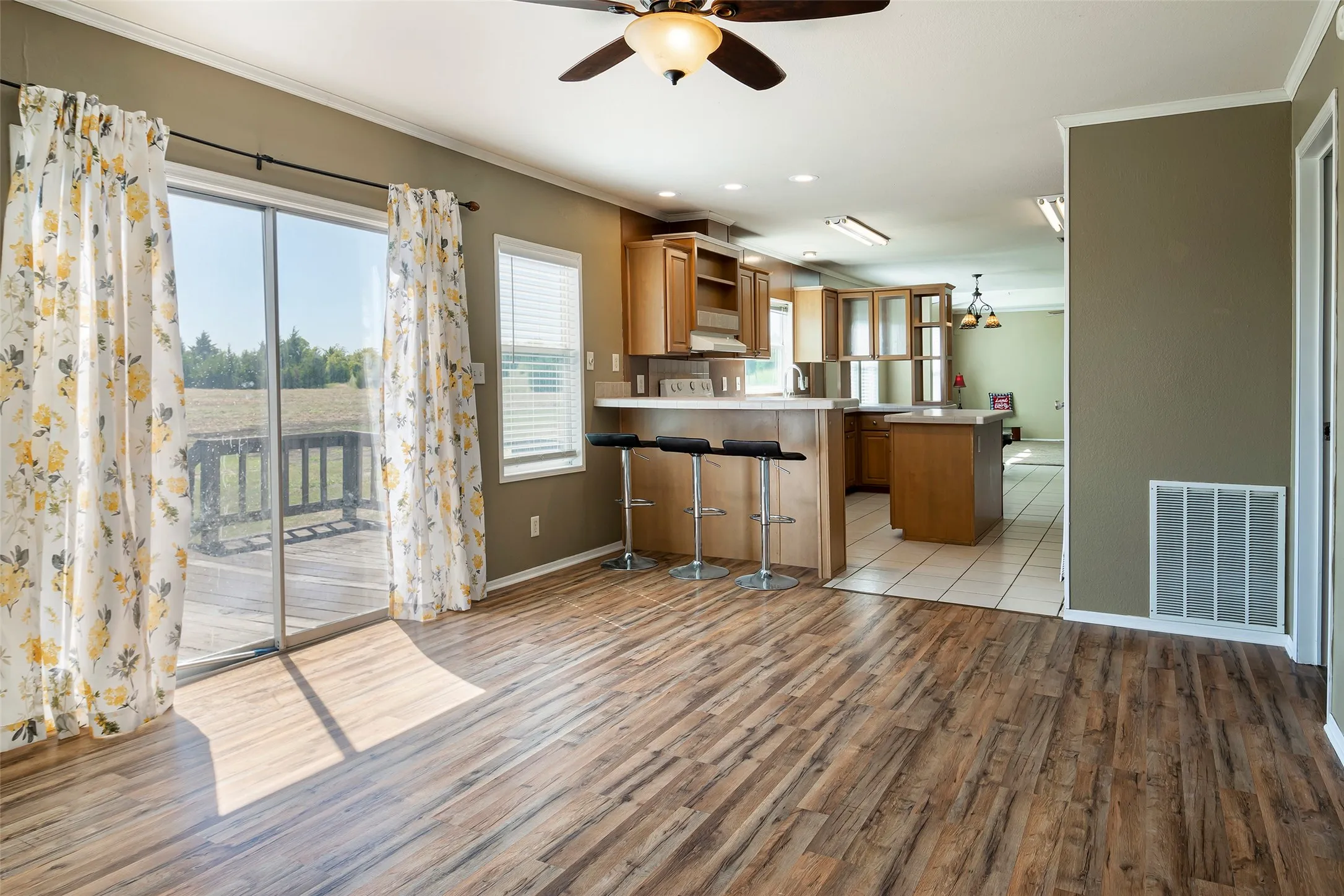 Manufactured Home For Rent in Collin County , 6477 County Road 179, Celina, Texas 75009, 4 Bedroom, 3 Bathroom, Garage spaces, 2,374 Sqft, built in 2001, mls#21314655, Real Estate Agent in Celina, Homes For Rent in Collin county, Homes For Rent in Celina, Realtor in Celina Texas, Real Estate Brokerage Independent Realty Texas, Luminita Cordes Realtor