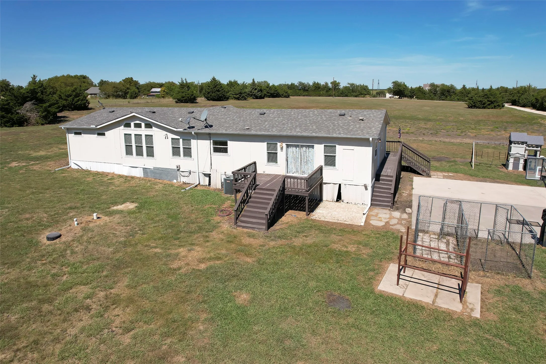 Manufactured Home For Rent in Collin County , 6477 County Road 179, Celina, Texas 75009, 4 Bedroom, 3 Bathroom, Garage spaces, 2,374 Sqft, built in 2001, mls#21314655, Real Estate Agent in Celina, Homes For Rent in Collin county, Homes For Rent in Celina, Realtor in Celina Texas, Real Estate Brokerage Independent Realty Texas, Luminita Cordes Realtor