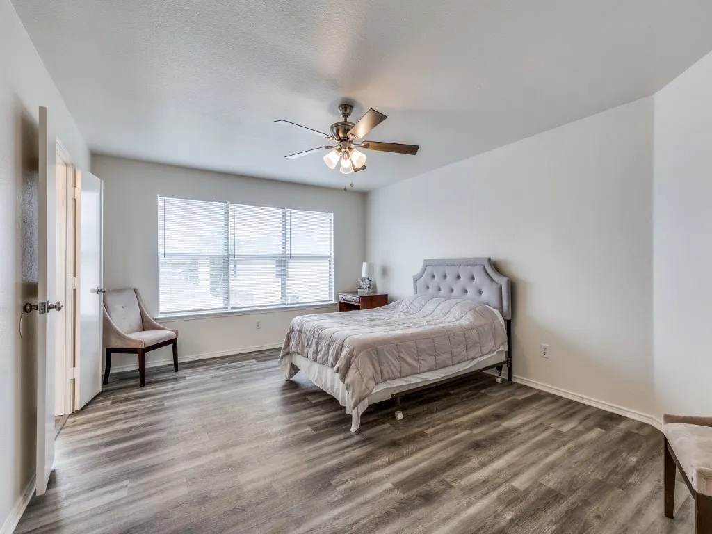 Single Family Residence For Sale in Tarrant County , 6701 Kinross Drive, Arlington, Texas 76002, 4 Bedrooms, 3 Bathrooms, Garage spaces, 2,708 Sqft, built in 2003, Price $410,000, mls#21294459, Real Estate Agent in Arlington, Homes For Sale in Tarrant county, Homes For Sale in Arlington, Realtor in Arlington Texas, Real Estate Brokerage Independent Realty Texas, Luminita Cordes Realtor