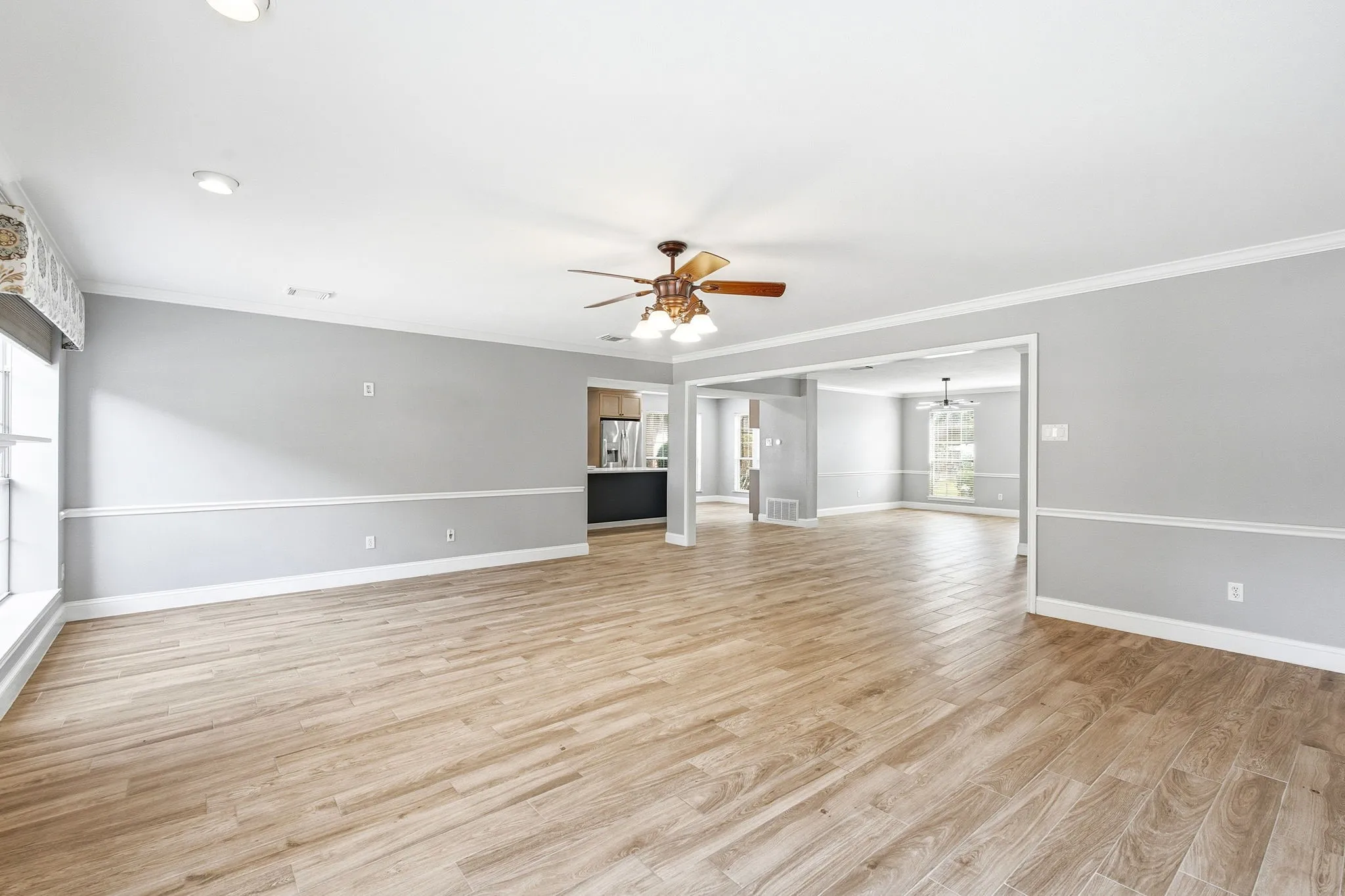Single Family Residence For Sale in Denton County , 725 Tartan Trail, Highland Village, Texas 75077, 4 Bedroom, 4 Bathroom, 3 Garage spaces, 3,964 Sqft, built in 1988, mls#21314110, Real Estate Agent in Highland Village, Homes For Sale in Denton county, Homes For Sale in Highland Village, Realtor in Highland Village Texas, Real Estate Brokerage Independent Realty Texas, Luminita Cordes Realtor