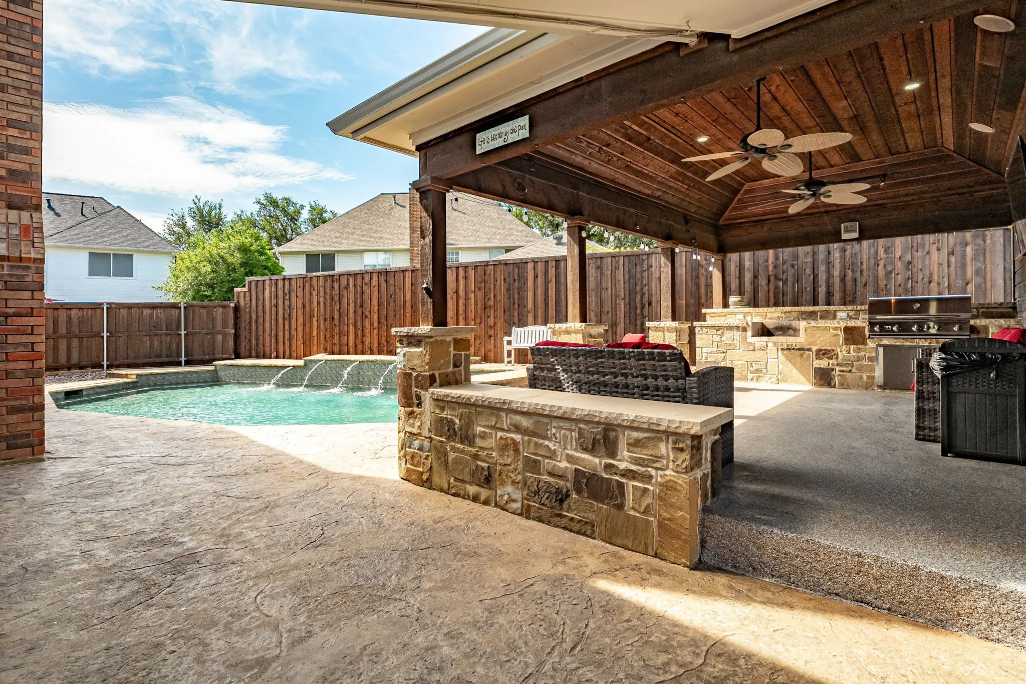 Single Family Residence For Sale in Denton County , 725 Tartan Trail, Highland Village, Texas 75077, 4 Bedroom, 4 Bathroom, 3 Garage spaces, 3,964 Sqft, built in 1988, mls#21314110, Real Estate Agent in Highland Village, Homes For Sale in Denton county, Homes For Sale in Highland Village, Realtor in Highland Village Texas, Real Estate Brokerage Independent Realty Texas, Luminita Cordes Realtor