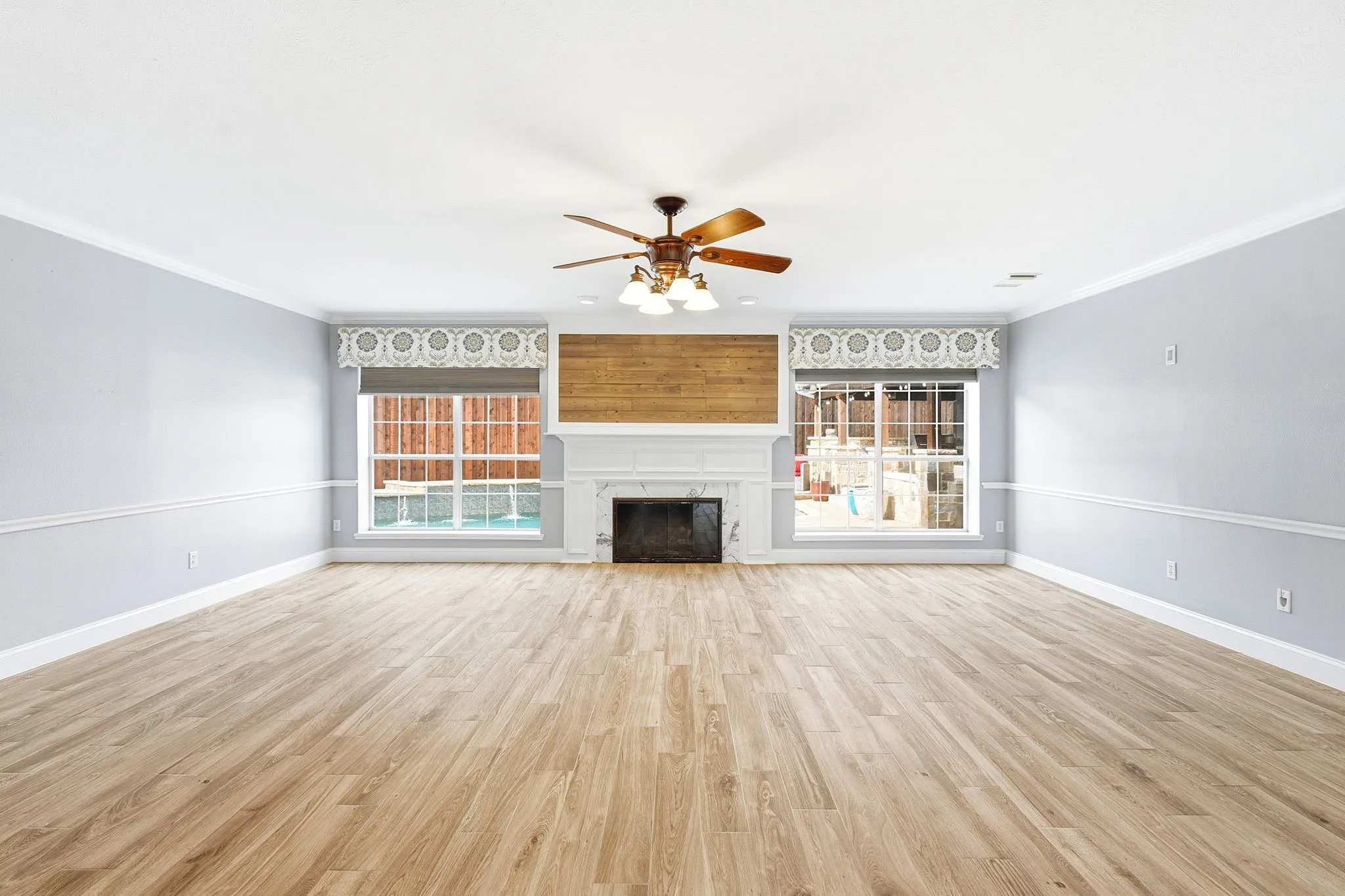 Single Family Residence For Sale in Denton County , 725 Tartan Trail, Highland Village, Texas 75077, 4 Bedroom, 4 Bathroom, 3 Garage spaces, 3,964 Sqft, built in 1988, mls#21314110, Real Estate Agent in Highland Village, Homes For Sale in Denton county, Homes For Sale in Highland Village, Realtor in Highland Village Texas, Real Estate Brokerage Independent Realty Texas, Luminita Cordes Realtor