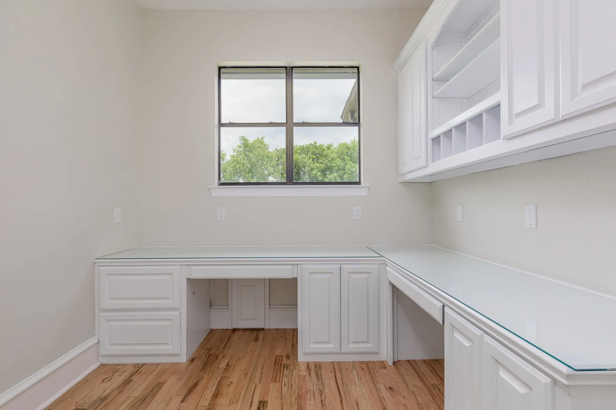 Single Family Residence For Sale in Collin County , 3400 N Preston Lakes Drive, Celina, Texas 75009, 5 Bedroom, 4 Bathroom, 2 Garage spaces, 3,922 Sqft, built in 2011, Price $1,350,000, mls#21308931, Real Estate Agent in Celina, Homes For Sale in Collin county, Homes For Sale in Celina, Realtor in Celina Texas, Real Estate Brokerage Independent Realty Texas, Luminita Cordes Realtor
