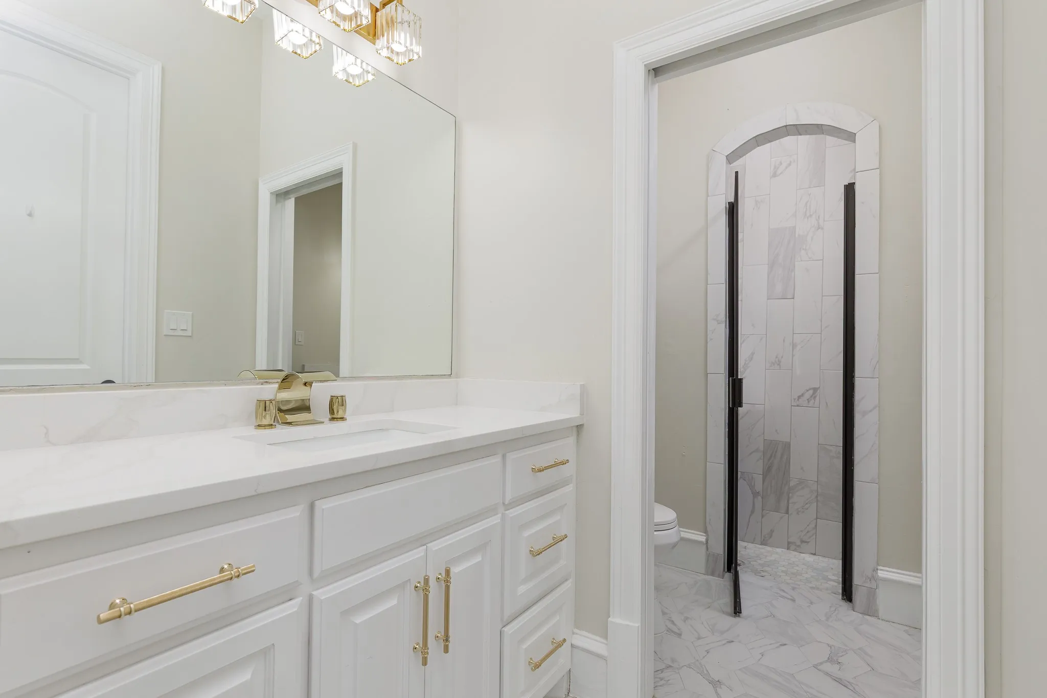 Single Family Residence For Sale in Collin County , 3400 N Preston Lakes Drive, Celina, Texas 75009, 5 Bedroom, 4 Bathroom, 2 Garage spaces, 3,922 Sqft, built in 2011, Price $1,350,000, mls#21308931, Real Estate Agent in Celina, Homes For Sale in Collin county, Homes For Sale in Celina, Realtor in Celina Texas, Real Estate Brokerage Independent Realty Texas, Luminita Cordes Realtor