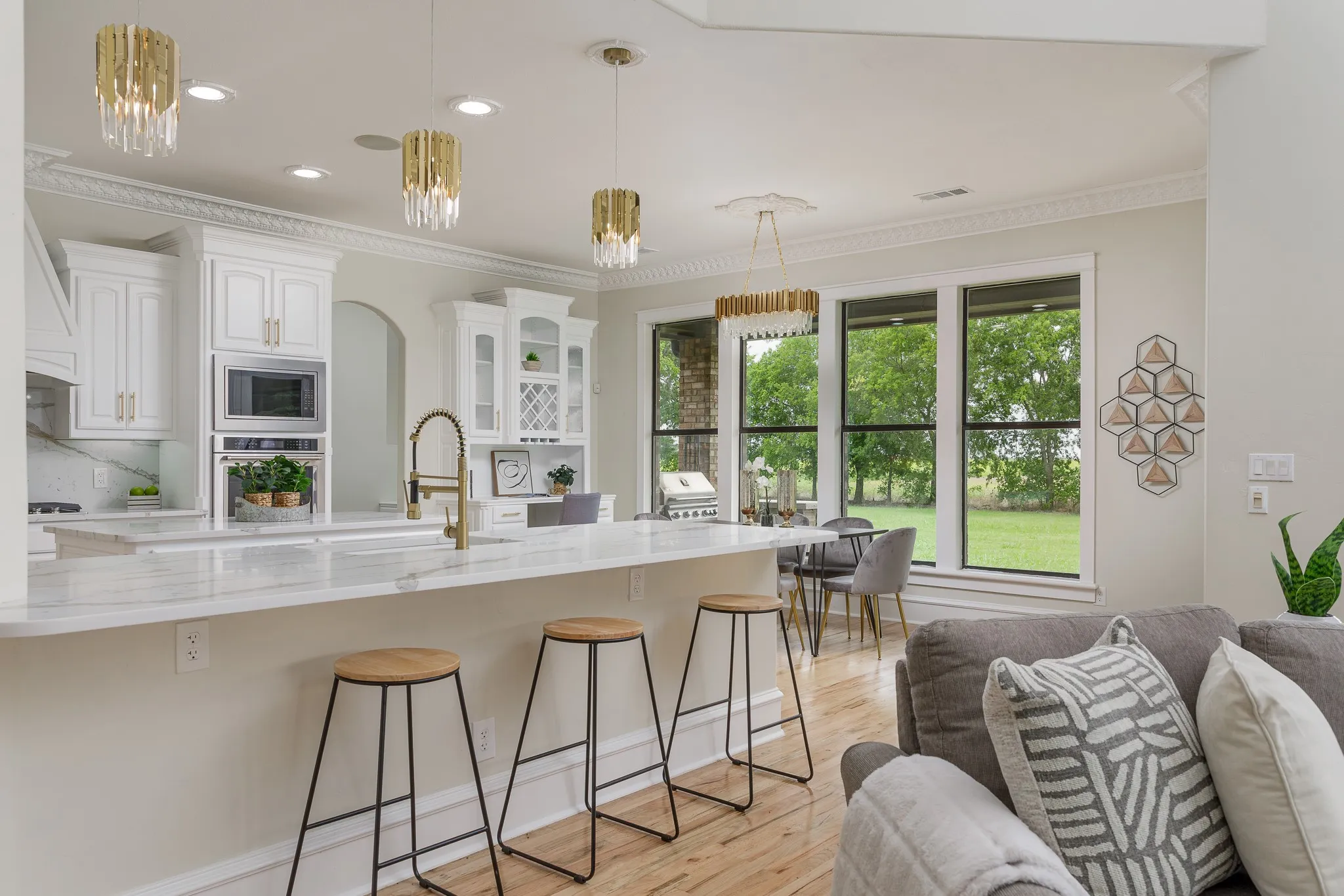 Single Family Residence For Sale in Collin County , 3400 N Preston Lakes Drive, Celina, Texas 75009, 5 Bedroom, 4 Bathroom, 2 Garage spaces, 3,922 Sqft, built in 2011, Price $1,350,000, mls#21308931, Real Estate Agent in Celina, Homes For Sale in Collin county, Homes For Sale in Celina, Realtor in Celina Texas, Real Estate Brokerage Independent Realty Texas, Luminita Cordes Realtor