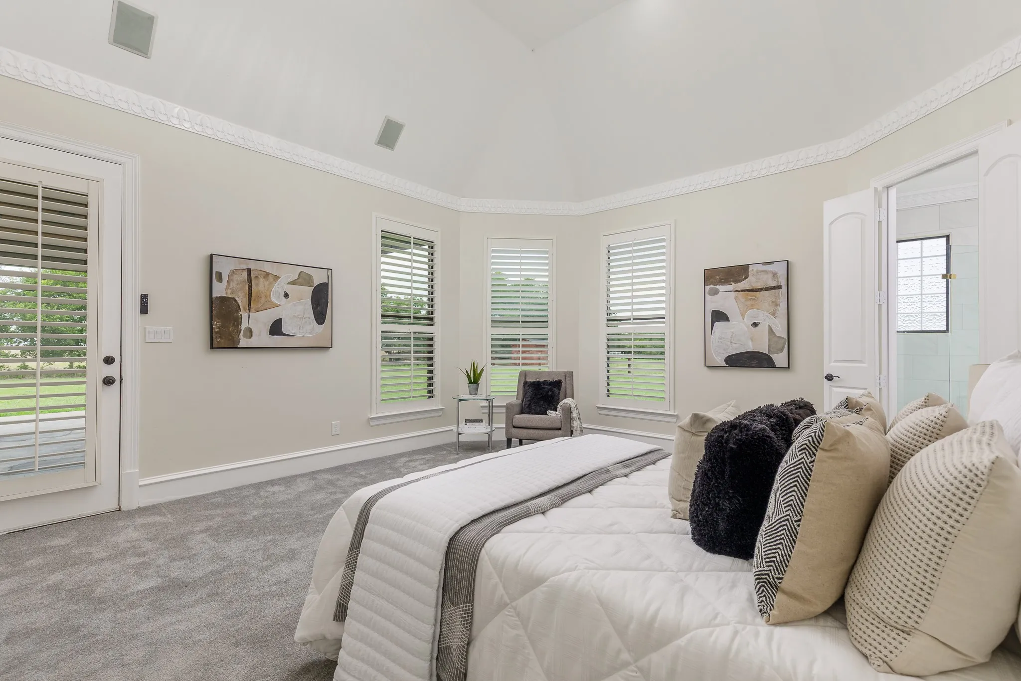 Single Family Residence For Sale in Collin County , 3400 N Preston Lakes Drive, Celina, Texas 75009, 5 Bedroom, 4 Bathroom, 2 Garage spaces, 3,922 Sqft, built in 2011, Price $1,350,000, mls#21308931, Real Estate Agent in Celina, Homes For Sale in Collin county, Homes For Sale in Celina, Realtor in Celina Texas, Real Estate Brokerage Independent Realty Texas, Luminita Cordes Realtor