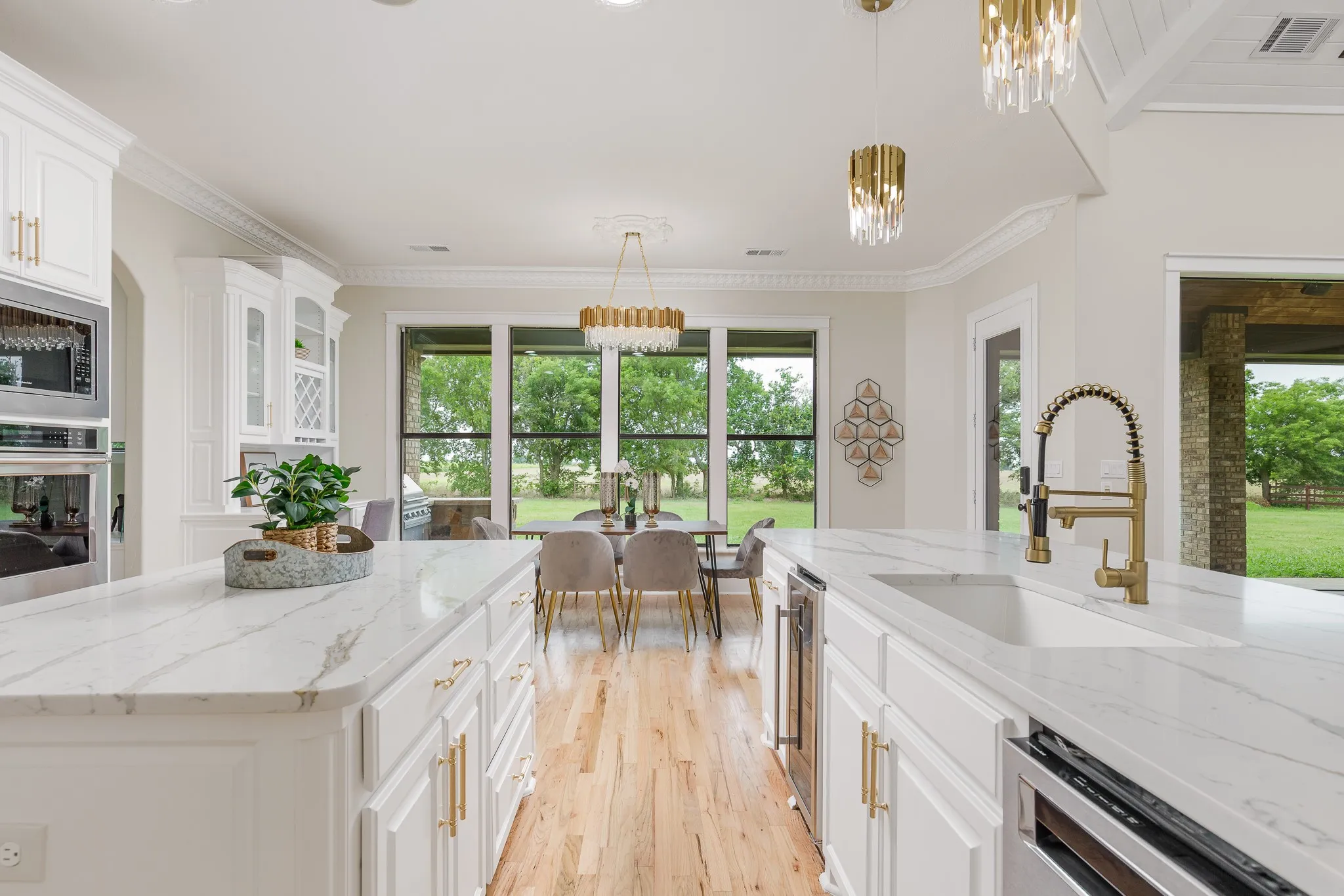 Single Family Residence For Sale in Collin County , 3400 N Preston Lakes Drive, Celina, Texas 75009, 5 Bedroom, 4 Bathroom, 2 Garage spaces, 3,922 Sqft, built in 2011, Price $1,350,000, mls#21308931, Real Estate Agent in Celina, Homes For Sale in Collin county, Homes For Sale in Celina, Realtor in Celina Texas, Real Estate Brokerage Independent Realty Texas, Luminita Cordes Realtor