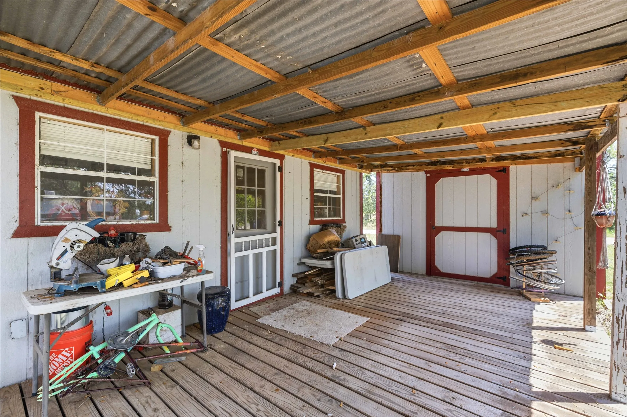 Mobile Home For Sale in Brown County , 9401 County Road 456, Brownwood, Texas 76801, 3 Bedroom, 2 Bathroom, Garage spaces, 1,236 Sqft, built in 1976, mls#21312619, Real Estate Agent in Brownwood, Homes For Sale in Brown county, Homes For Sale in Brownwood, Realtor in Brownwood Texas, Real Estate Brokerage Independent Realty Texas, Luminita Cordes Realtor
