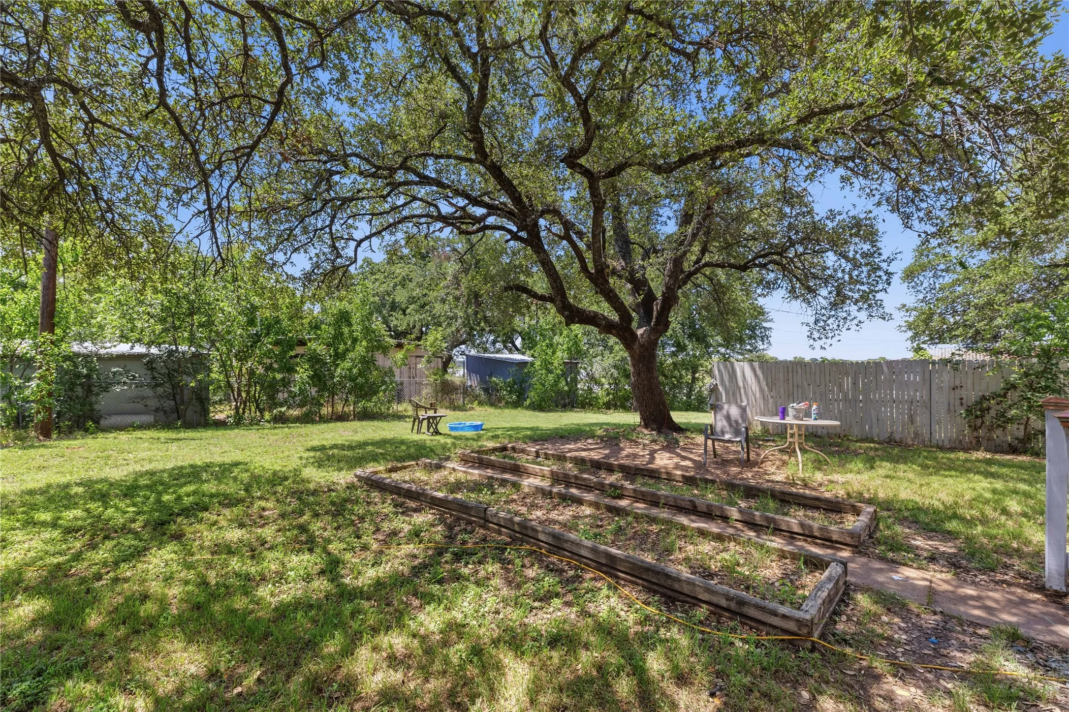 Mobile Home For Sale in Brown County , 9401 County Road 456, Brownwood, Texas 76801, 3 Bedroom, 2 Bathroom, Garage spaces, 1,236 Sqft, built in 1976, mls#21312619, Real Estate Agent in Brownwood, Homes For Sale in Brown county, Homes For Sale in Brownwood, Realtor in Brownwood Texas, Real Estate Brokerage Independent Realty Texas, Luminita Cordes Realtor