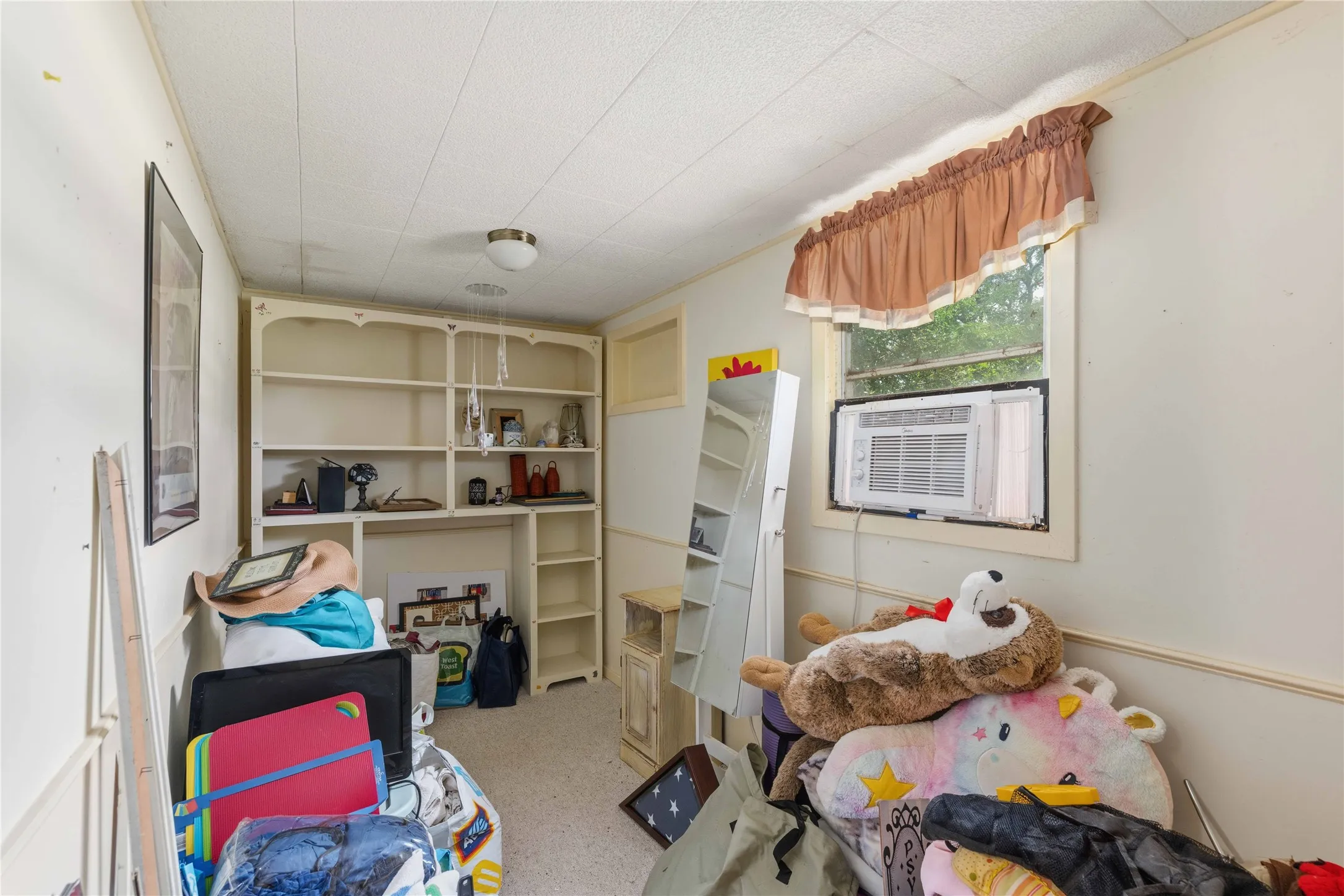 Mobile Home For Sale in Brown County , 9401 County Road 456, Brownwood, Texas 76801, 3 Bedroom, 2 Bathroom, Garage spaces, 1,236 Sqft, built in 1976, mls#21312619, Real Estate Agent in Brownwood, Homes For Sale in Brown county, Homes For Sale in Brownwood, Realtor in Brownwood Texas, Real Estate Brokerage Independent Realty Texas, Luminita Cordes Realtor
