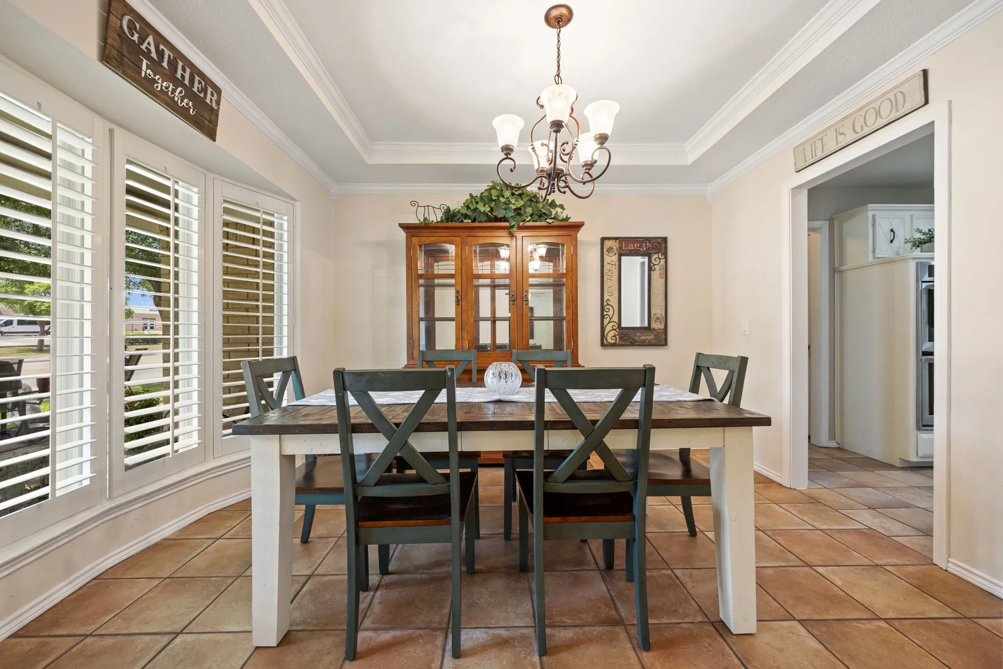 Single Family Residence For Sale in Collin County , 1521 Baffin Bay Drive, Plano, Texas 75075, 4 Bedroom, 3 Bathroom, 2 Garage spaces, 2,403 Sqft, built in 1977, mls#21314583, Real Estate Agent in Plano, Homes For Sale in Collin county, Homes For Sale in Plano, Realtor in Plano Texas, Real Estate Brokerage Independent Realty Texas, Luminita Cordes Realtor