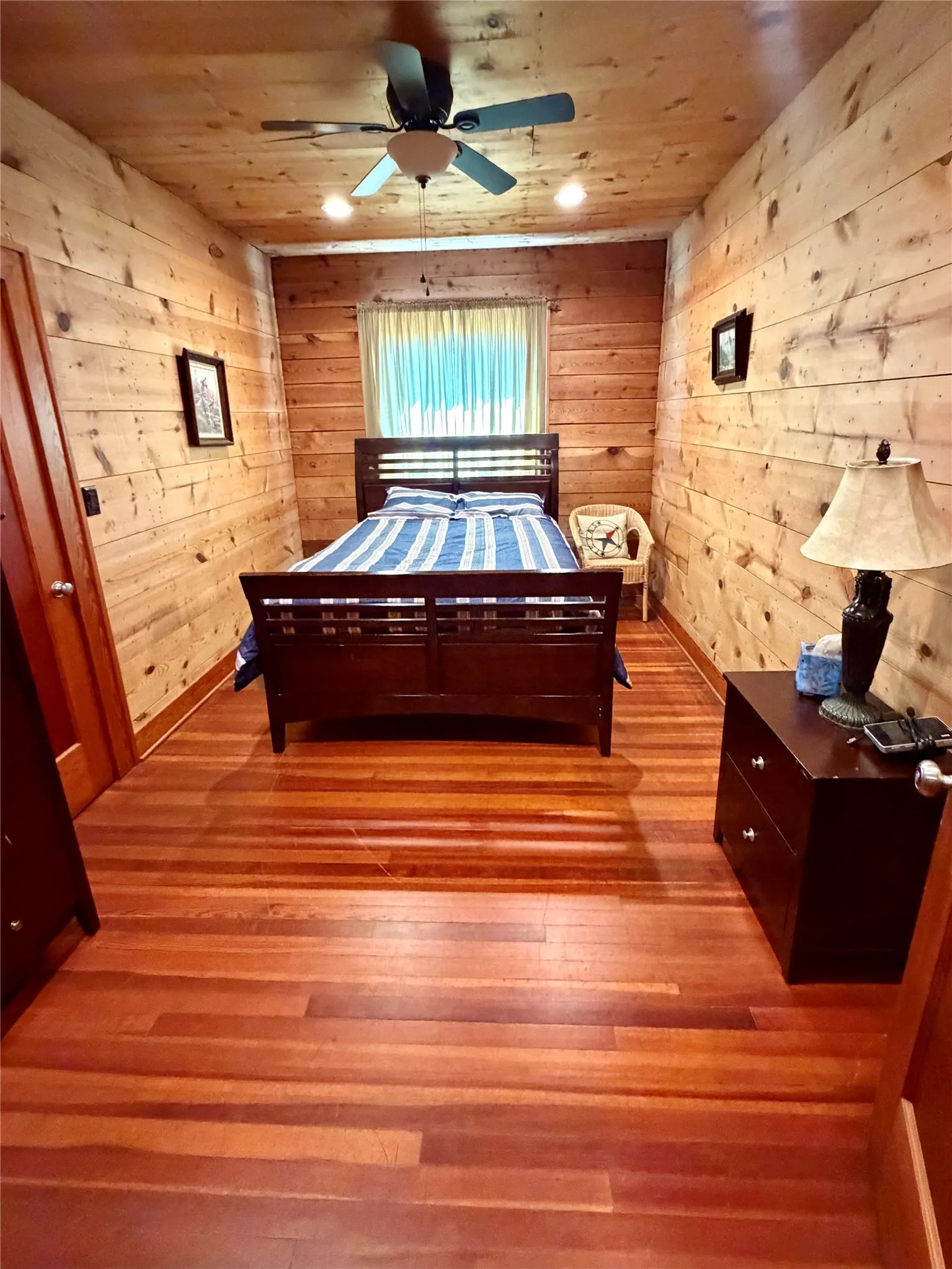 Single Family Residence For Sale in Hardeman County , 901 W Third Street, Quanah, Texas 79252, 7 Bedroom, 3 Bathroom, Garage spaces, 3,882 Sqft, built in 1918, mls#21314774, Real Estate Agent in Quanah, Homes For Sale in Hardeman county, Homes For Sale in Quanah, Realtor in Quanah Texas, Real Estate Brokerage Independent Realty Texas, Luminita Cordes Realtor