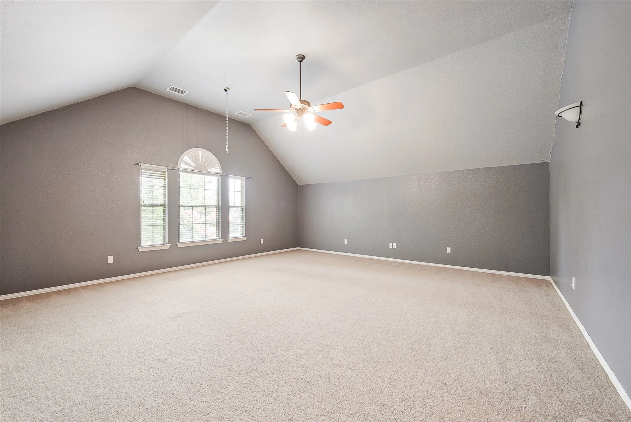 Single Family Residence For Sale in Collin County , 7309 Teakwood Drive, Mc Kinney, Texas 75072, 4 Bedroom, 3 Bathroom, 2 Garage spaces, 3,100 Sqft, built in 2004, mls#21313517, Real Estate Agent in Mc Kinney, Homes For Sale in Collin county, Homes For Sale in Mc Kinney, Realtor in Mc Kinney Texas, Real Estate Brokerage Independent Realty Texas, Luminita Cordes Realtor