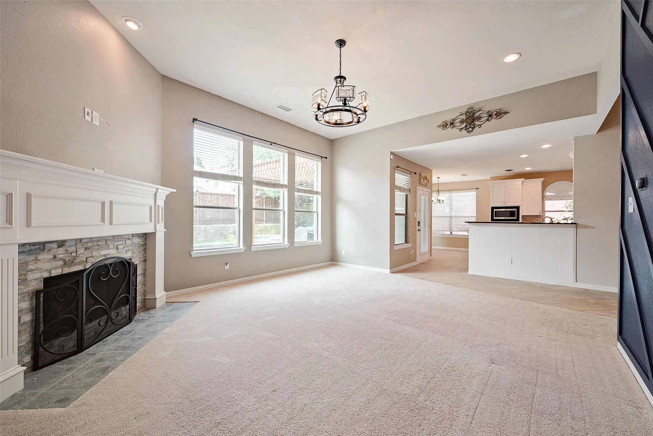 Single Family Residence For Sale in Collin County , 7309 Teakwood Drive, Mc Kinney, Texas 75072, 4 Bedroom, 3 Bathroom, 2 Garage spaces, 3,100 Sqft, built in 2004, mls#21313517, Real Estate Agent in Mc Kinney, Homes For Sale in Collin county, Homes For Sale in Mc Kinney, Realtor in Mc Kinney Texas, Real Estate Brokerage Independent Realty Texas, Luminita Cordes Realtor