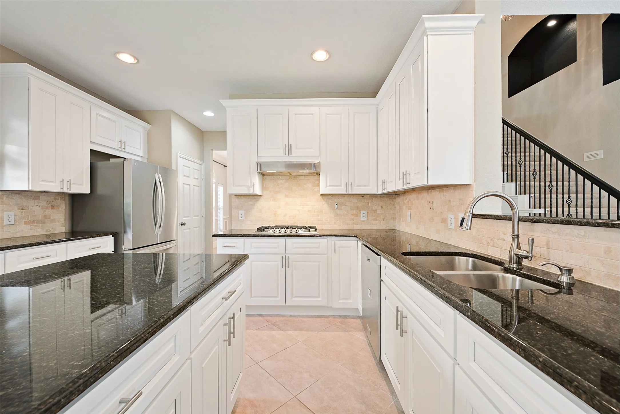 Single Family Residence For Sale in Collin County , 7309 Teakwood Drive, Mc Kinney, Texas 75072, 4 Bedroom, 3 Bathroom, 2 Garage spaces, 3,100 Sqft, built in 2004, mls#21313517, Real Estate Agent in Mc Kinney, Homes For Sale in Collin county, Homes For Sale in Mc Kinney, Realtor in Mc Kinney Texas, Real Estate Brokerage Independent Realty Texas, Luminita Cordes Realtor