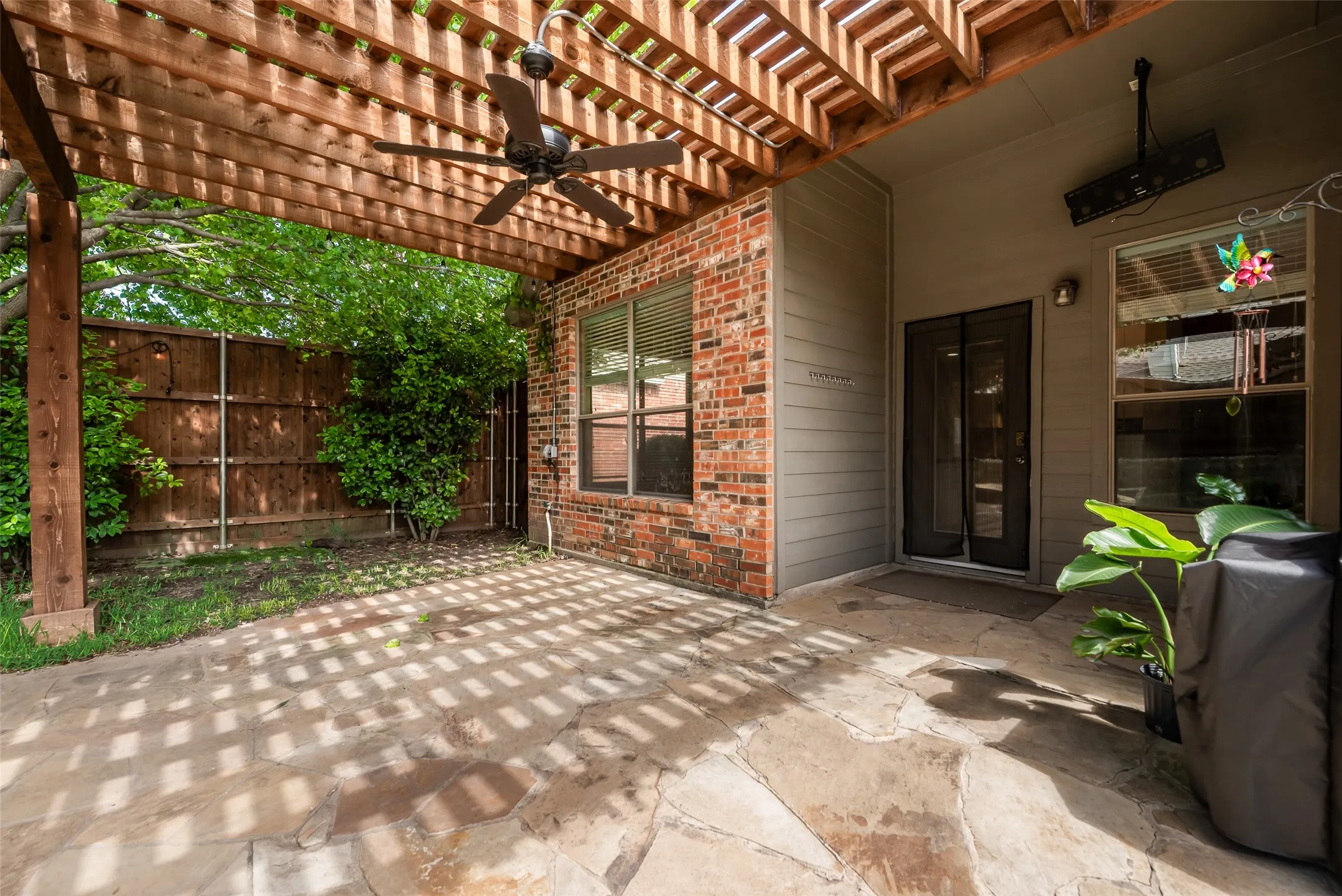 Single Family Residence For Sale in Collin County , 7309 Teakwood Drive, Mc Kinney, Texas 75072, 4 Bedroom, 3 Bathroom, 2 Garage spaces, 3,100 Sqft, built in 2004, mls#21313517, Real Estate Agent in Mc Kinney, Homes For Sale in Collin county, Homes For Sale in Mc Kinney, Realtor in Mc Kinney Texas, Real Estate Brokerage Independent Realty Texas, Luminita Cordes Realtor
