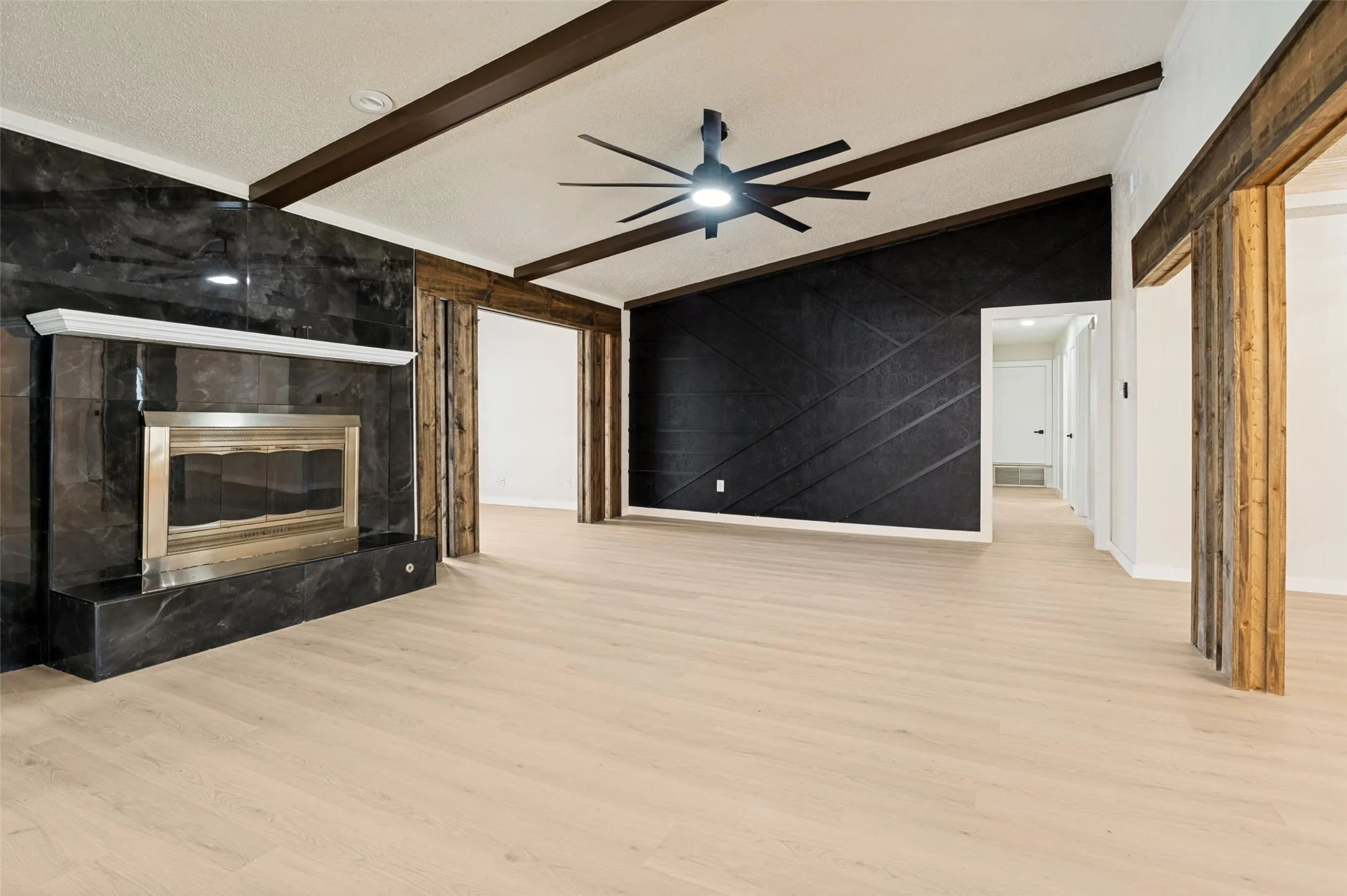 Single Family Residence For Sale in Dallas County , 2302 Greenhill Drive, Carrollton, Texas 75006, 4 Bedroom, 2 Bathroom, 2 Garage spaces, 2,065 Sqft, built in 1973, mls#21314733, Real Estate Agent in Carrollton, Homes For Sale in Dallas county, Homes For Sale in Carrollton, Realtor in Carrollton Texas, Real Estate Brokerage Independent Realty Texas, Luminita Cordes Realtor