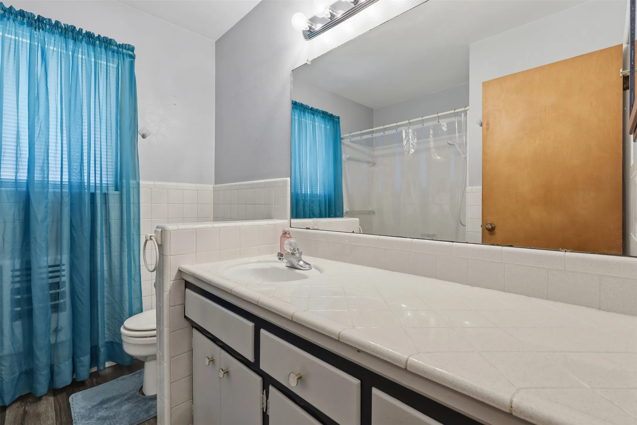 Single Family Residence For Sale in Johnson County , 1117 Sheridan Lane, Cleburne, Texas 76033, 3 Bedroom, 2 Bathroom, 2 Garage spaces, 1,806 Sqft, built in 1966, mls#21313997, Real Estate Agent in Cleburne, Homes For Sale in Johnson county, Homes For Sale in Cleburne, Realtor in Cleburne Texas, Real Estate Brokerage Independent Realty Texas, Luminita Cordes Realtor