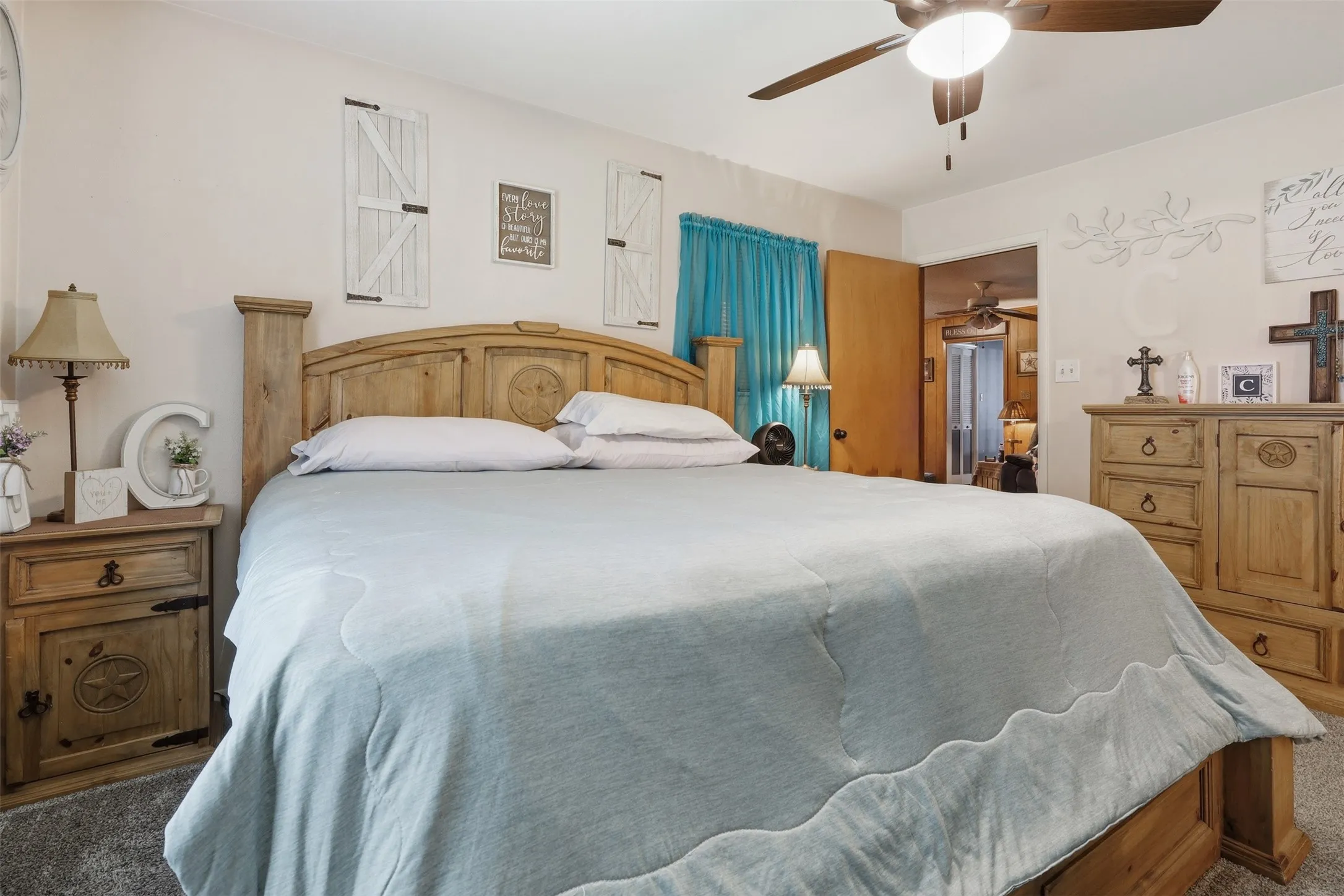 Single Family Residence For Sale in Johnson County , 1117 Sheridan Lane, Cleburne, Texas 76033, 3 Bedroom, 2 Bathroom, 2 Garage spaces, 1,806 Sqft, built in 1966, mls#21313997, Real Estate Agent in Cleburne, Homes For Sale in Johnson county, Homes For Sale in Cleburne, Realtor in Cleburne Texas, Real Estate Brokerage Independent Realty Texas, Luminita Cordes Realtor