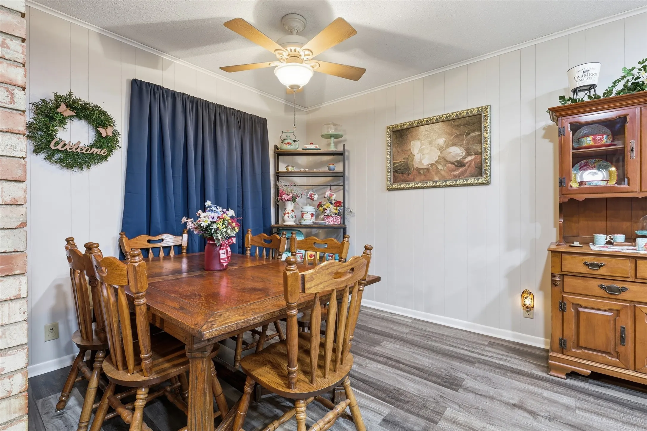 Single Family Residence For Sale in Johnson County , 1117 Sheridan Lane, Cleburne, Texas 76033, 3 Bedroom, 2 Bathroom, 2 Garage spaces, 1,806 Sqft, built in 1966, mls#21313997, Real Estate Agent in Cleburne, Homes For Sale in Johnson county, Homes For Sale in Cleburne, Realtor in Cleburne Texas, Real Estate Brokerage Independent Realty Texas, Luminita Cordes Realtor