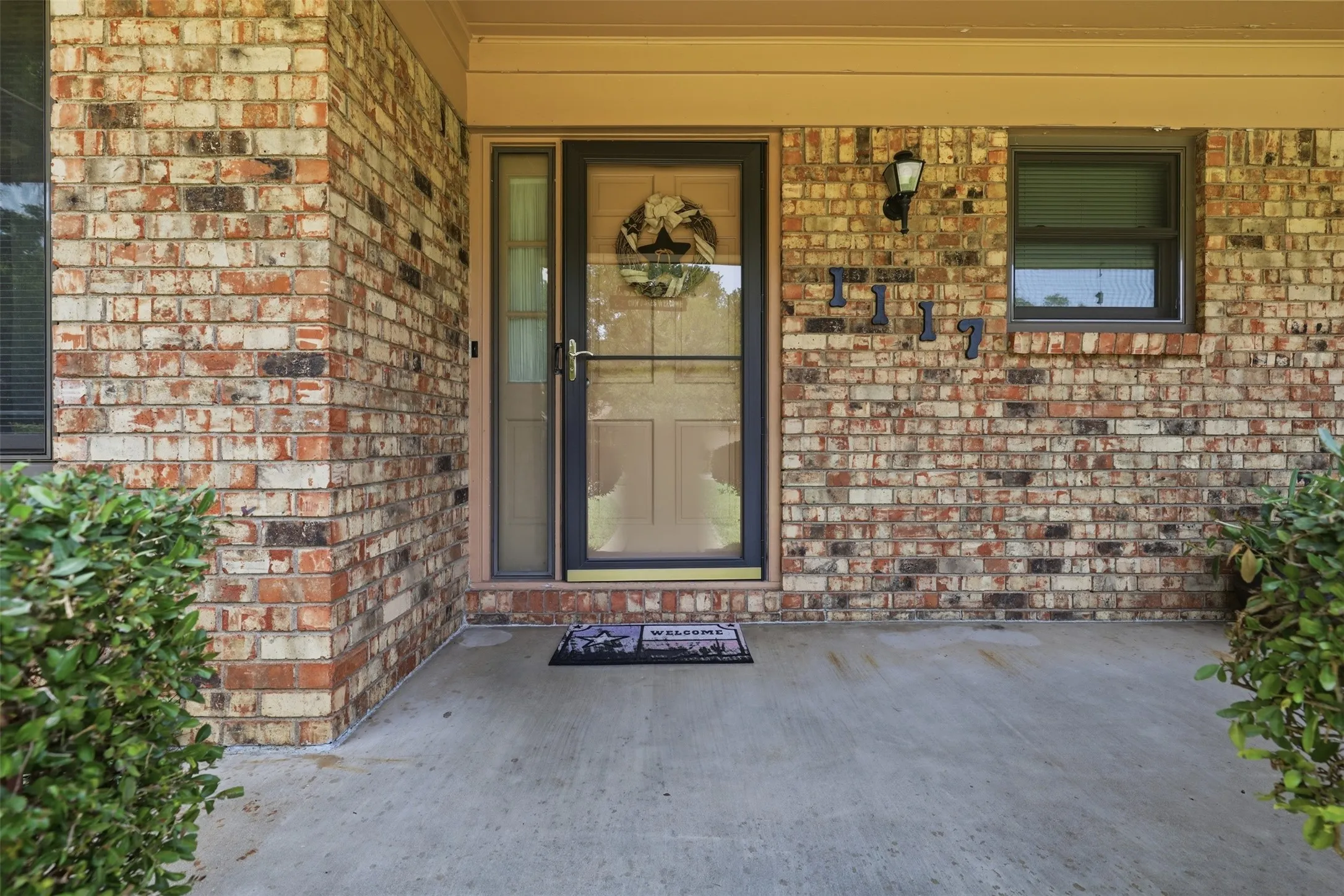 Single Family Residence For Sale in Johnson County , 1117 Sheridan Lane, Cleburne, Texas 76033, 3 Bedroom, 2 Bathroom, 2 Garage spaces, 1,806 Sqft, built in 1966, mls#21313997, Real Estate Agent in Cleburne, Homes For Sale in Johnson county, Homes For Sale in Cleburne, Realtor in Cleburne Texas, Real Estate Brokerage Independent Realty Texas, Luminita Cordes Realtor