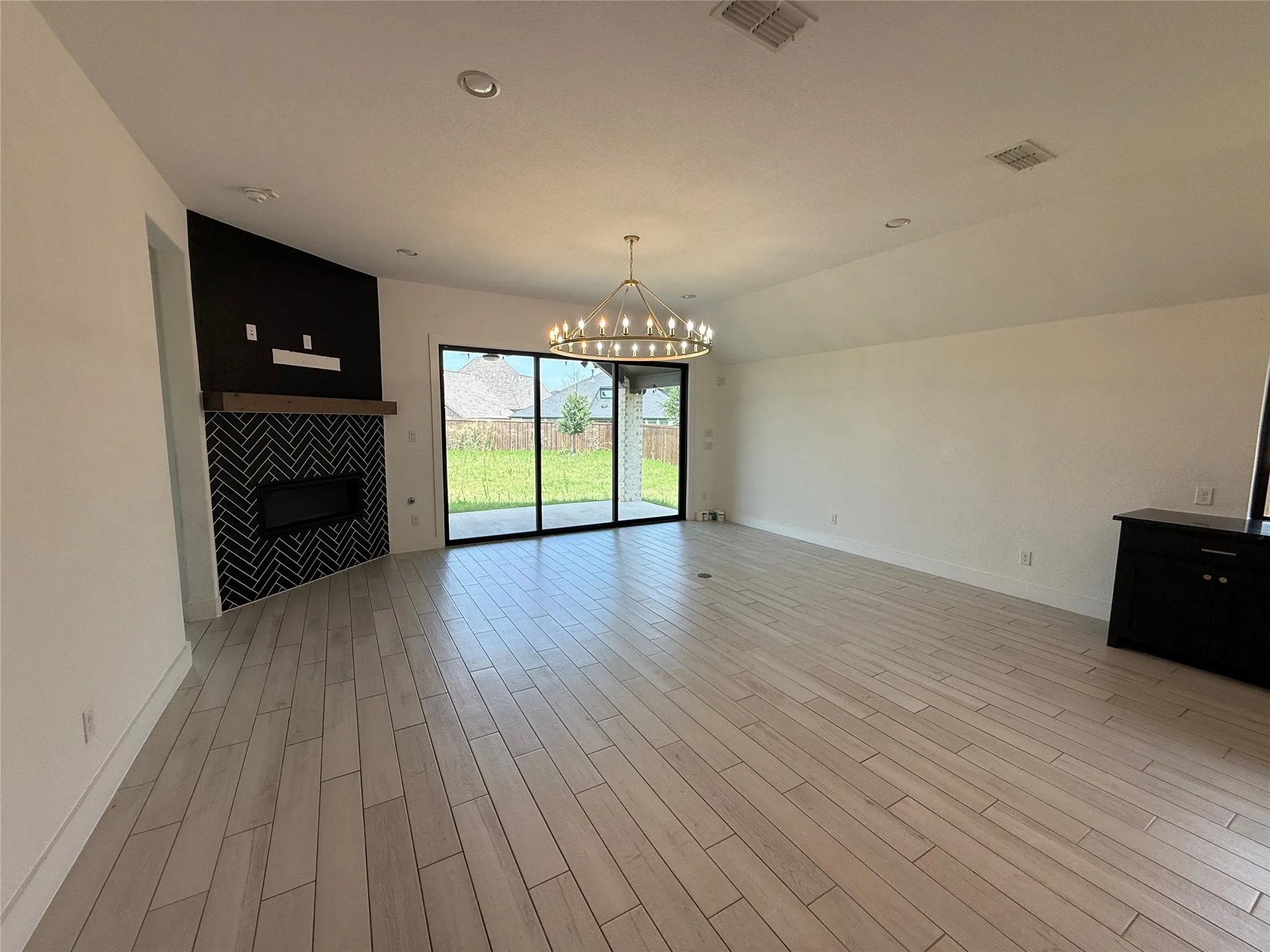Single Family Residence For Sale in Tarrant County , 2162 Cloverfern Way, Haslet, Texas 76052, 4 Bedroom, 3 Bathroom, 3 Garage spaces, 2,539 Sqft, built in 2022, mls#21314785, Real Estate Agent in Haslet, Homes For Sale in Tarrant county, Homes For Sale in Haslet, Realtor in Haslet Texas, Real Estate Brokerage Independent Realty Texas, Luminita Cordes Realtor
